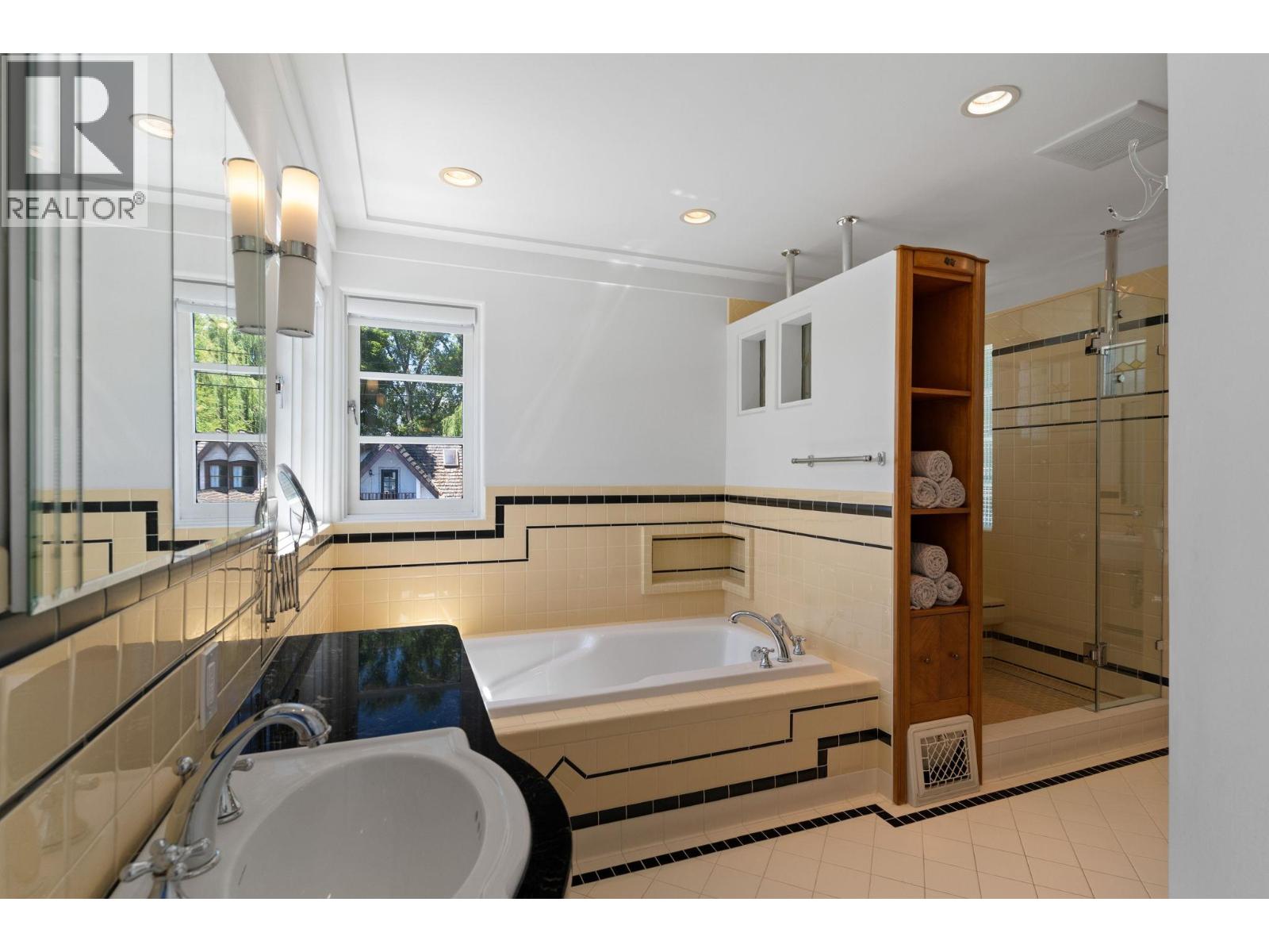 1858 Abbott Street, Kelowna, British Columbia  V1Y 1B5 - Photo 27 - 10387929