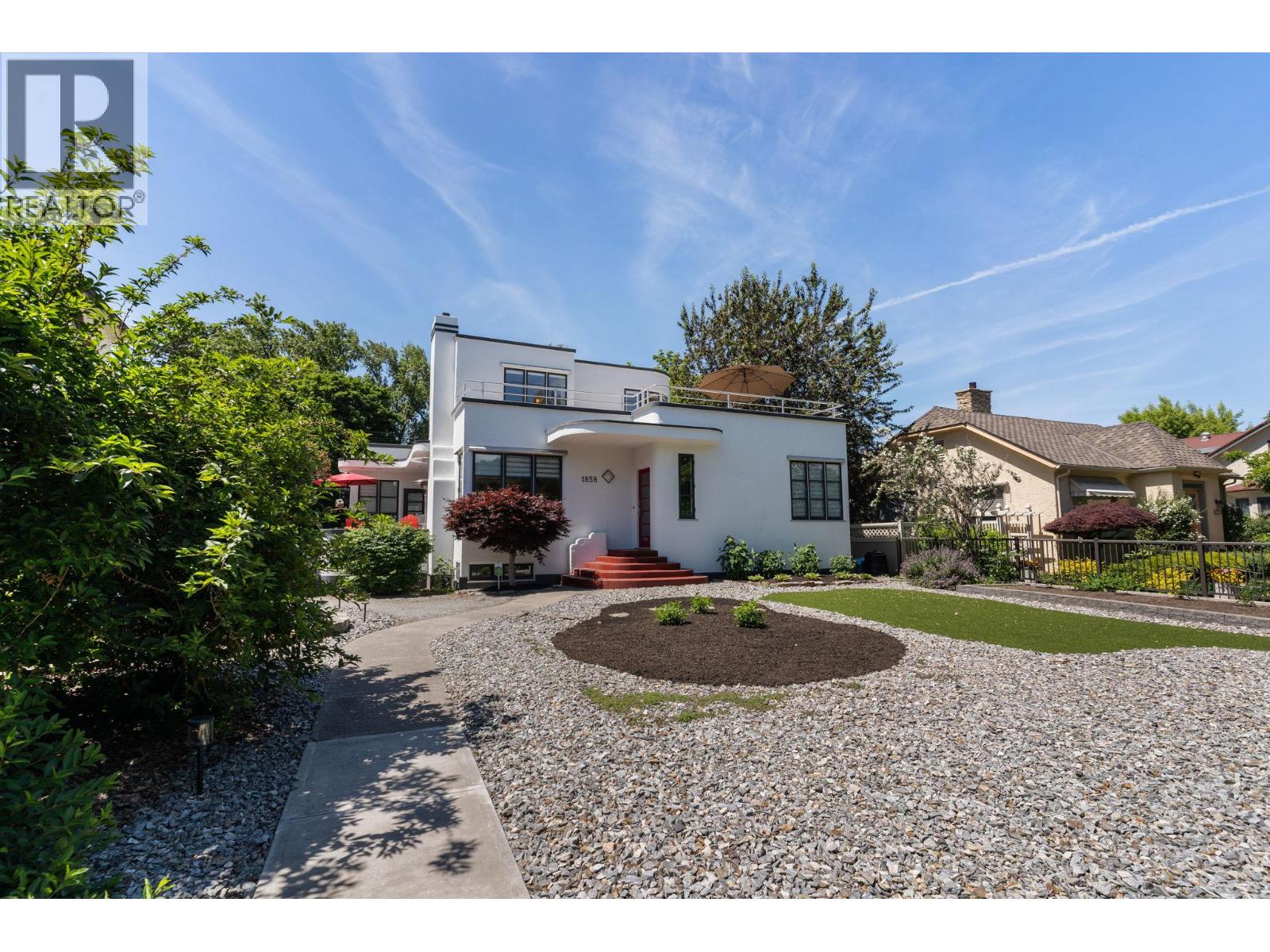1858 Abbott Street, Kelowna, British Columbia  V1Y 1B5 - Photo 3 - 10387929