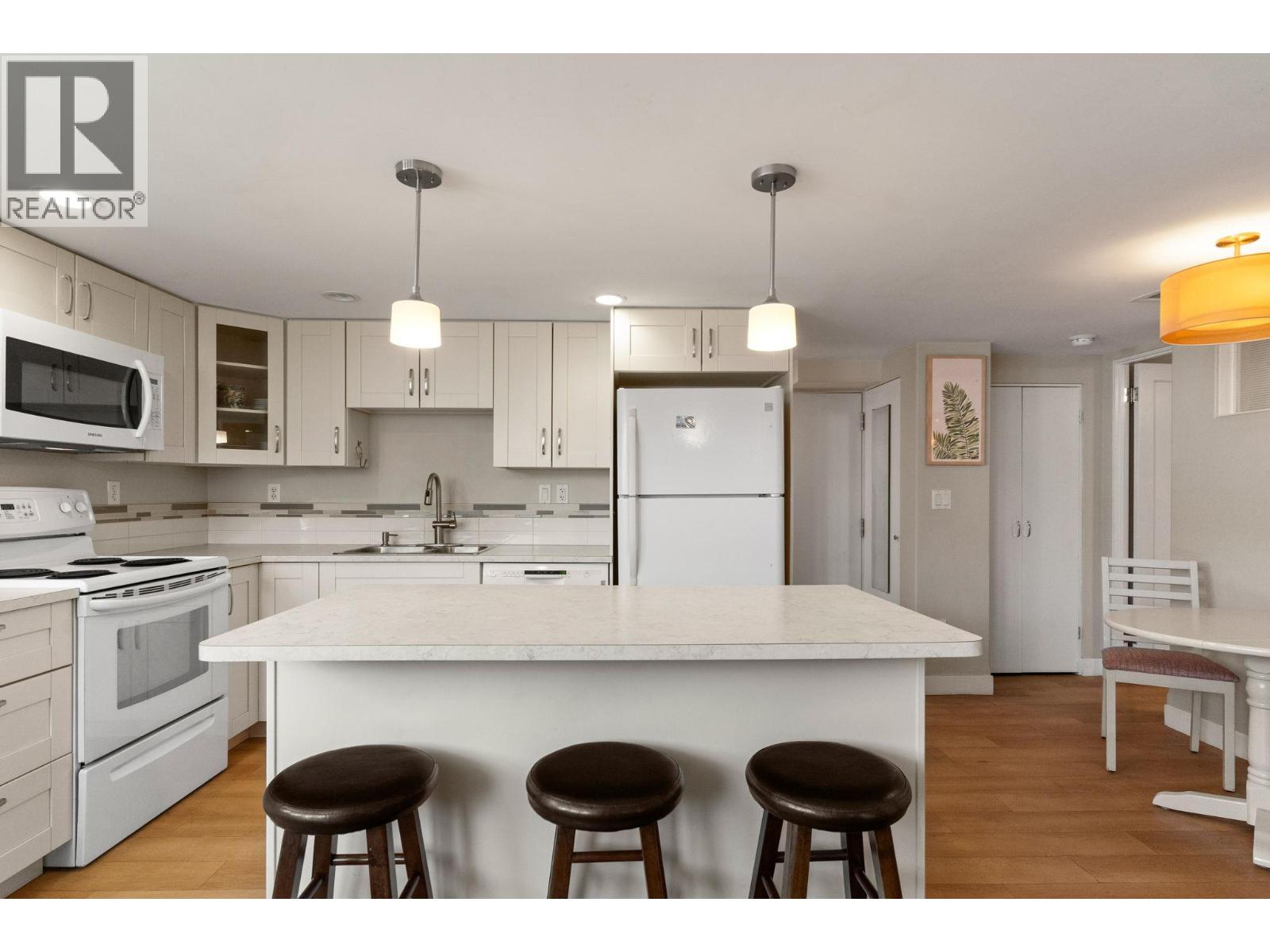 1858 Abbott Street, Kelowna, British Columbia  V1Y 1B5 - Photo 45 - 10387929