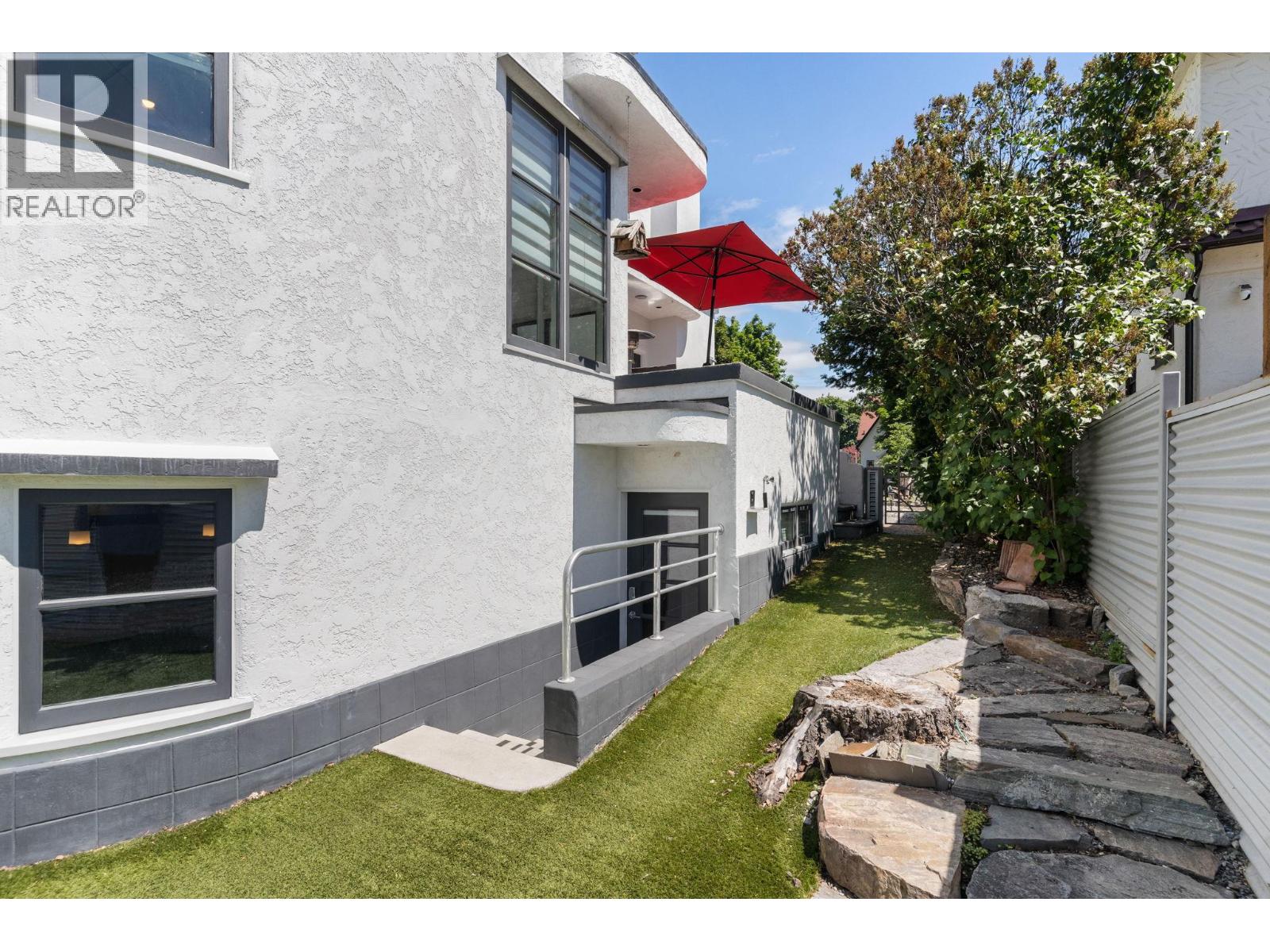 1858 Abbott Street, Kelowna, British Columbia  V1Y 1B5 - Photo 60 - 10387929