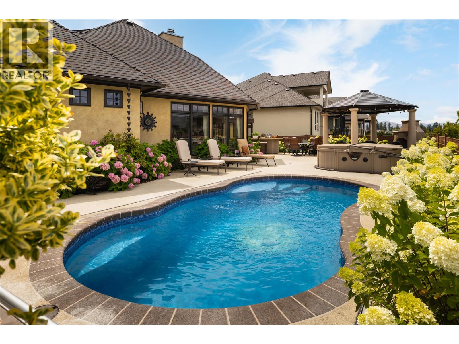 4768 Carmel Crescent, Kelowna, British Columbia  V1W 5B9 - Photo 1 - 10390209