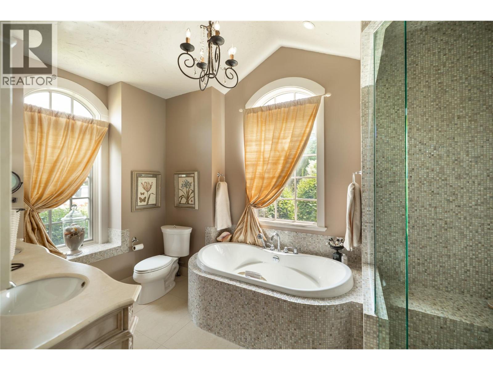 4768 Carmel Crescent, Kelowna, British Columbia  V1W 5B9 - Photo 15 - 10390209
