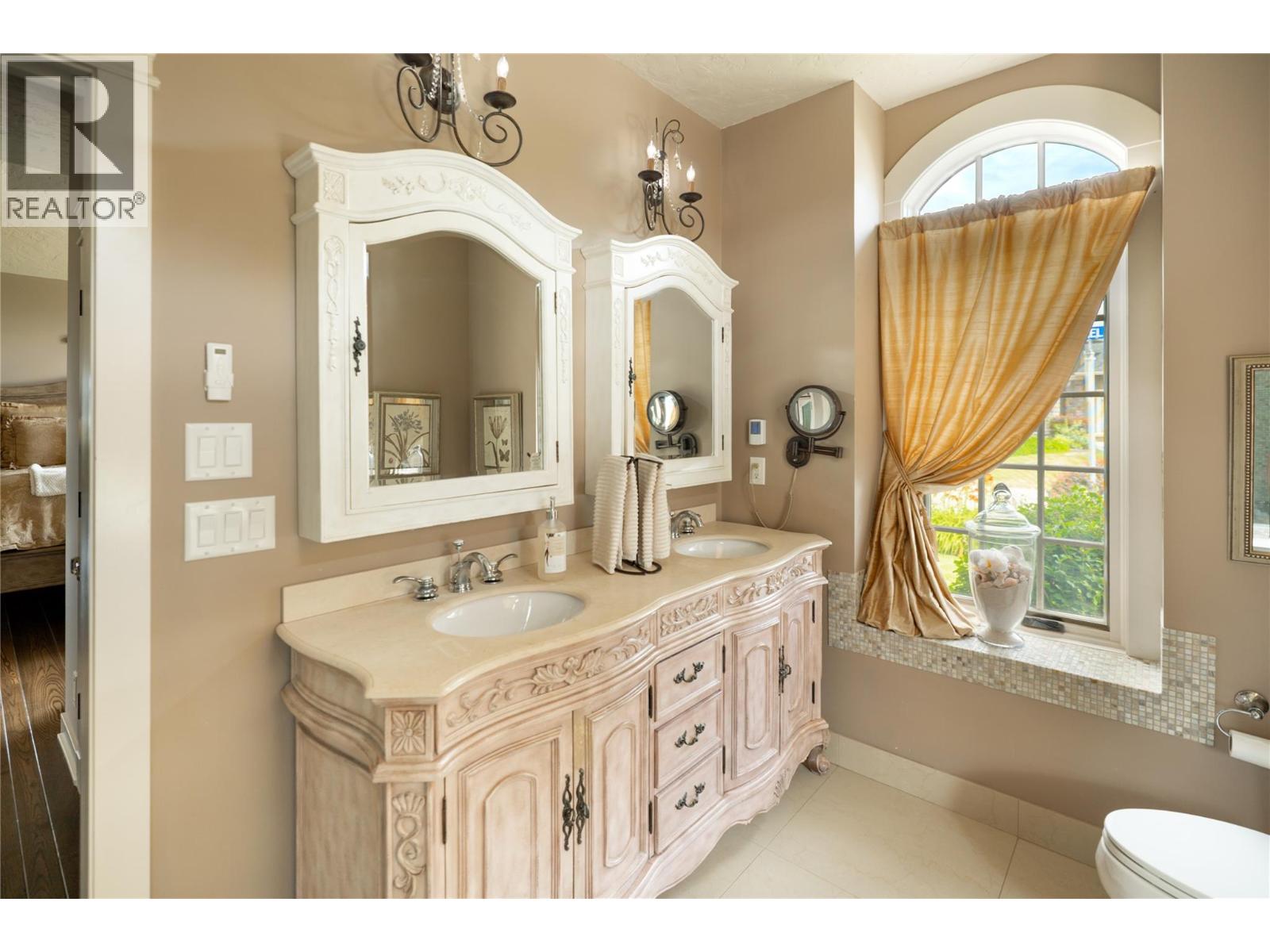 4768 Carmel Crescent, Kelowna, British Columbia  V1W 5B9 - Photo 16 - 10390209