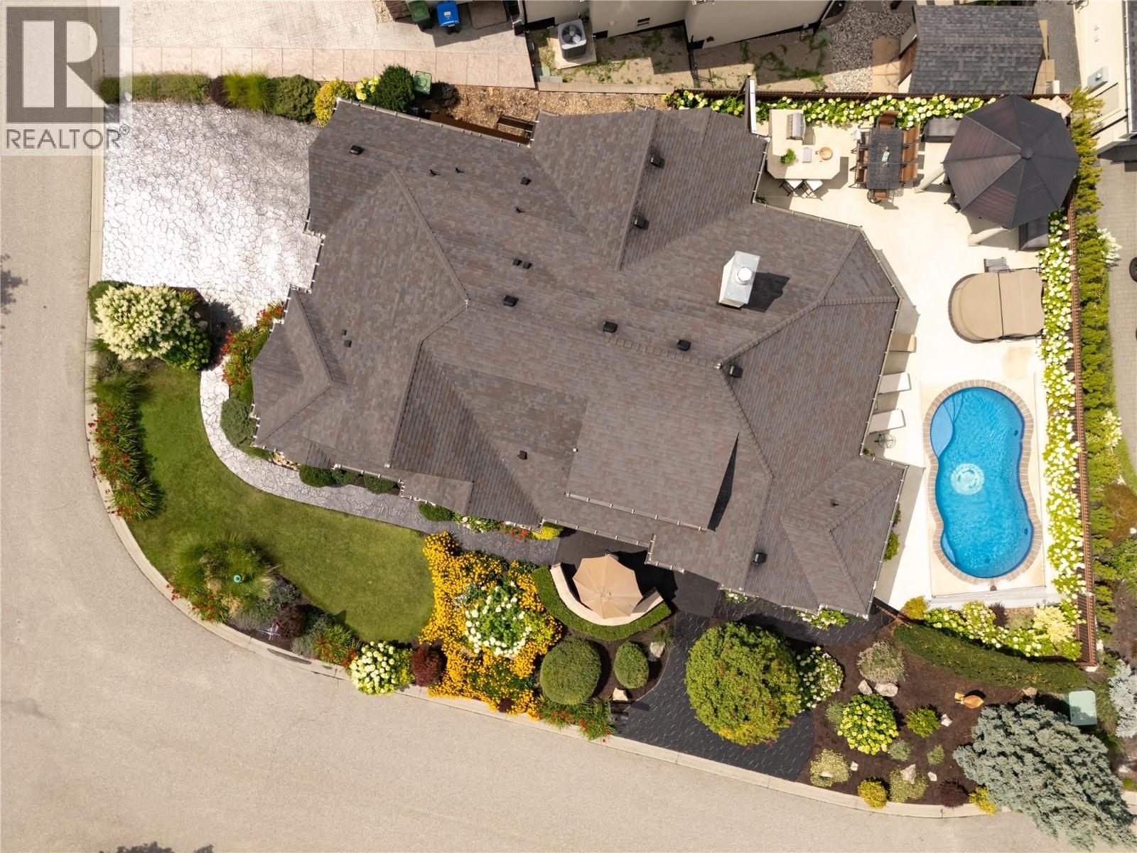 4768 Carmel Crescent, Kelowna, British Columbia  V1W 5B9 - Photo 45 - 10390209