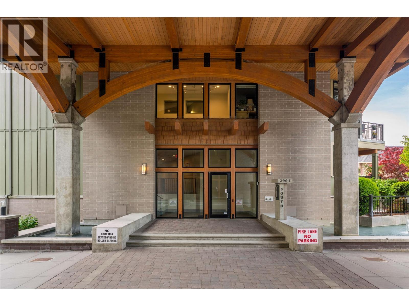 2901 Abbott Street Unit# 307, Kelowna, British Columbia  V1Y 1G7 - Photo 2 - 10389476
