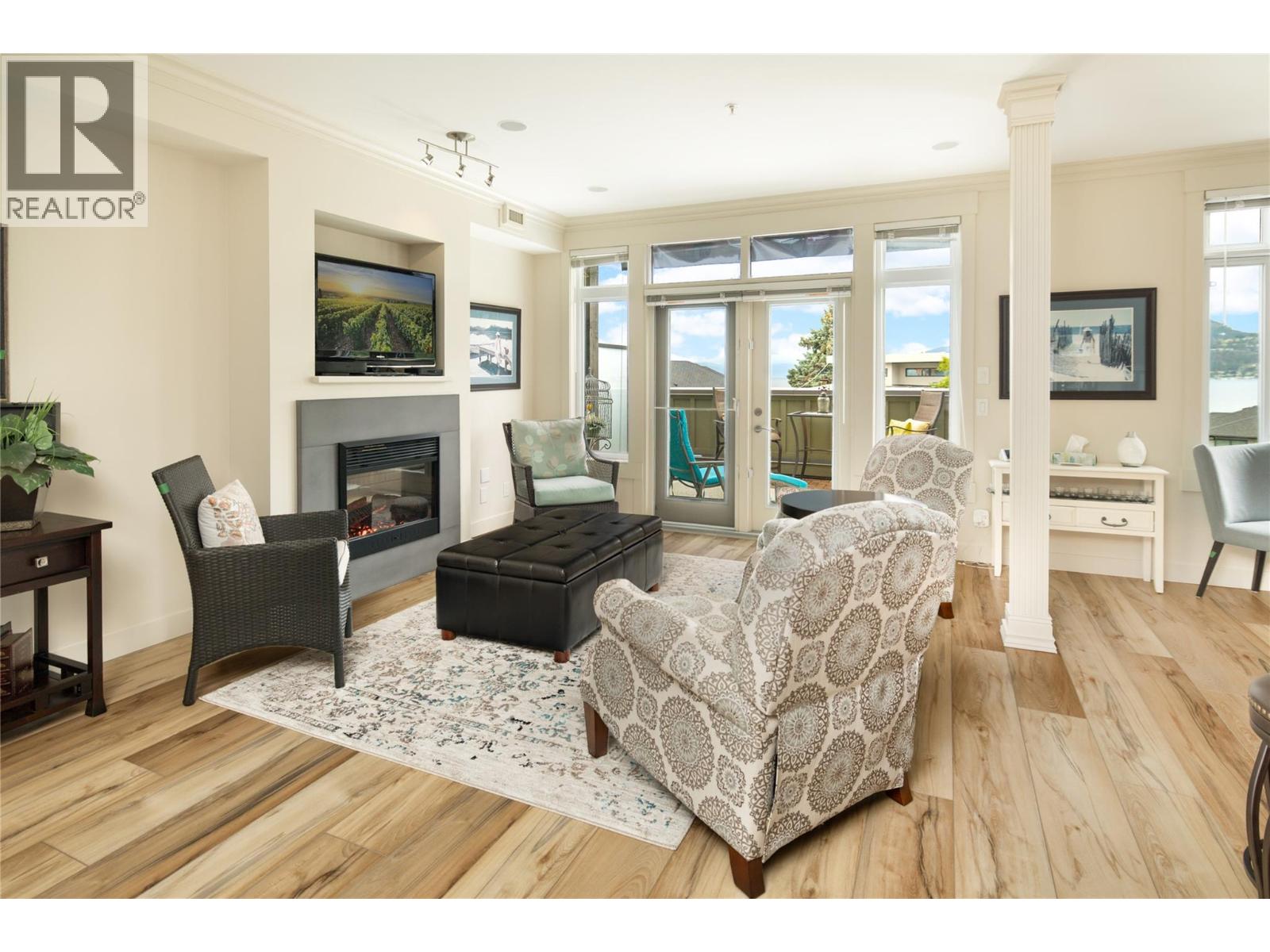 2901 Abbott Street Unit# 307, Kelowna, British Columbia  V1Y 1G7 - Photo 4 - 10389476