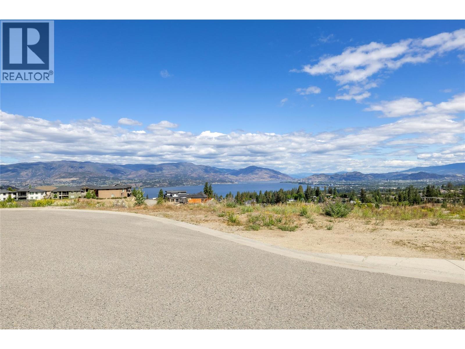 513 Trumpeter Road, Kelowna, British Columbia  V1W 5K6 - Photo 1 - 10389369