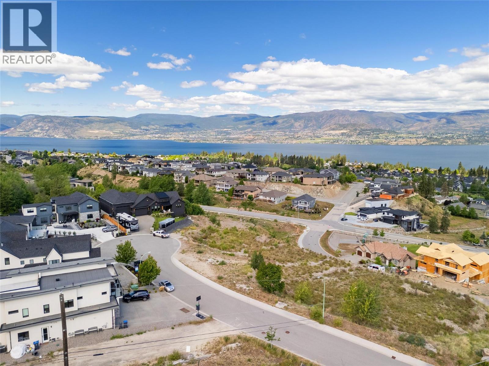 513 Trumpeter Road, Kelowna, British Columbia  V1W 5K6 - Photo 4 - 10389369