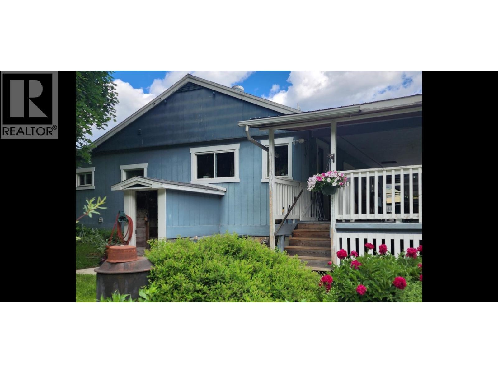 460 South Nursery Road, Grand Forks, British Columbia  V0H 1H9 - Photo 1 - 10387887