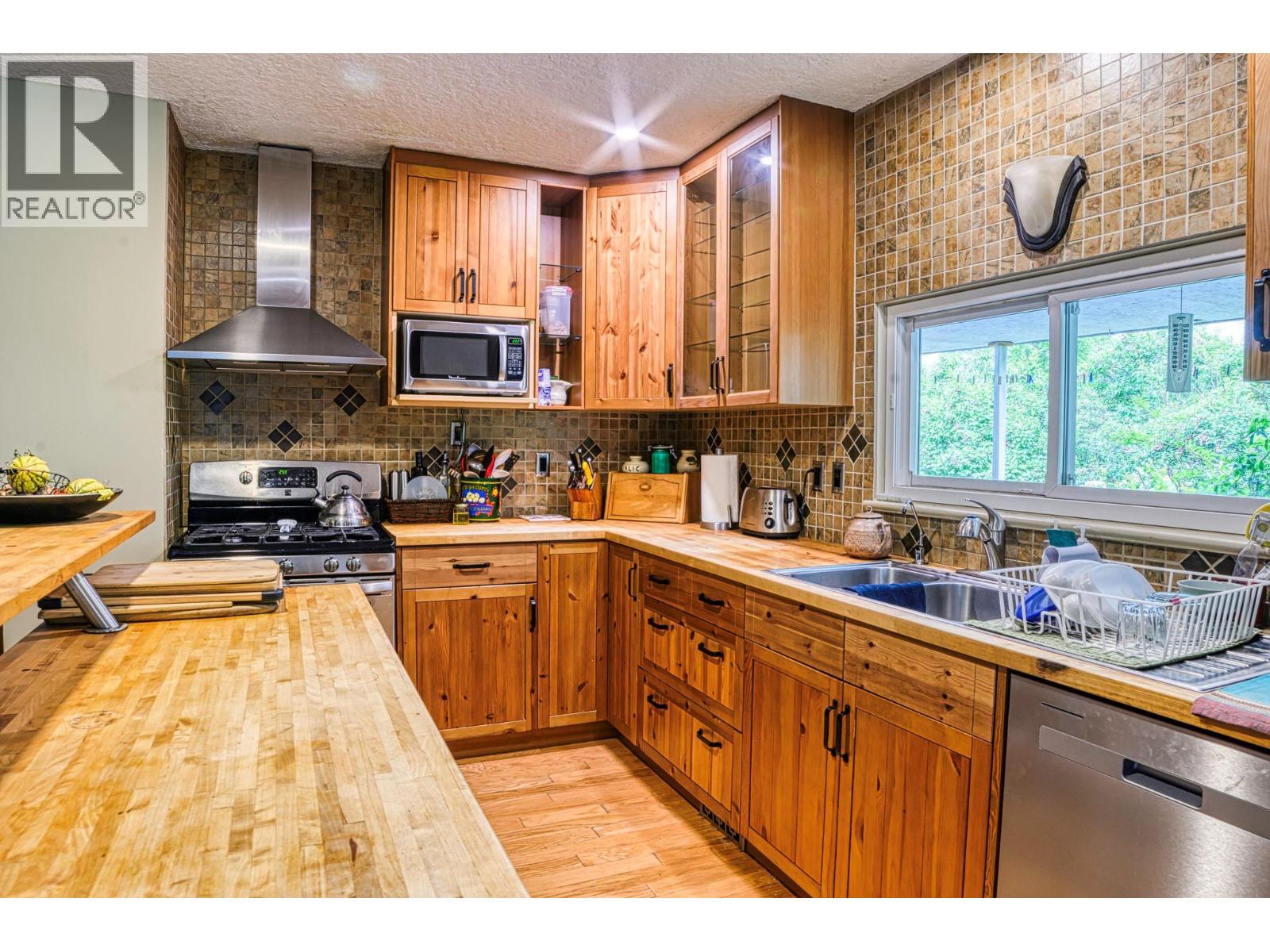 460 South Nursery Road, Grand Forks, British Columbia  V0H 1H9 - Photo 19 - 10387887