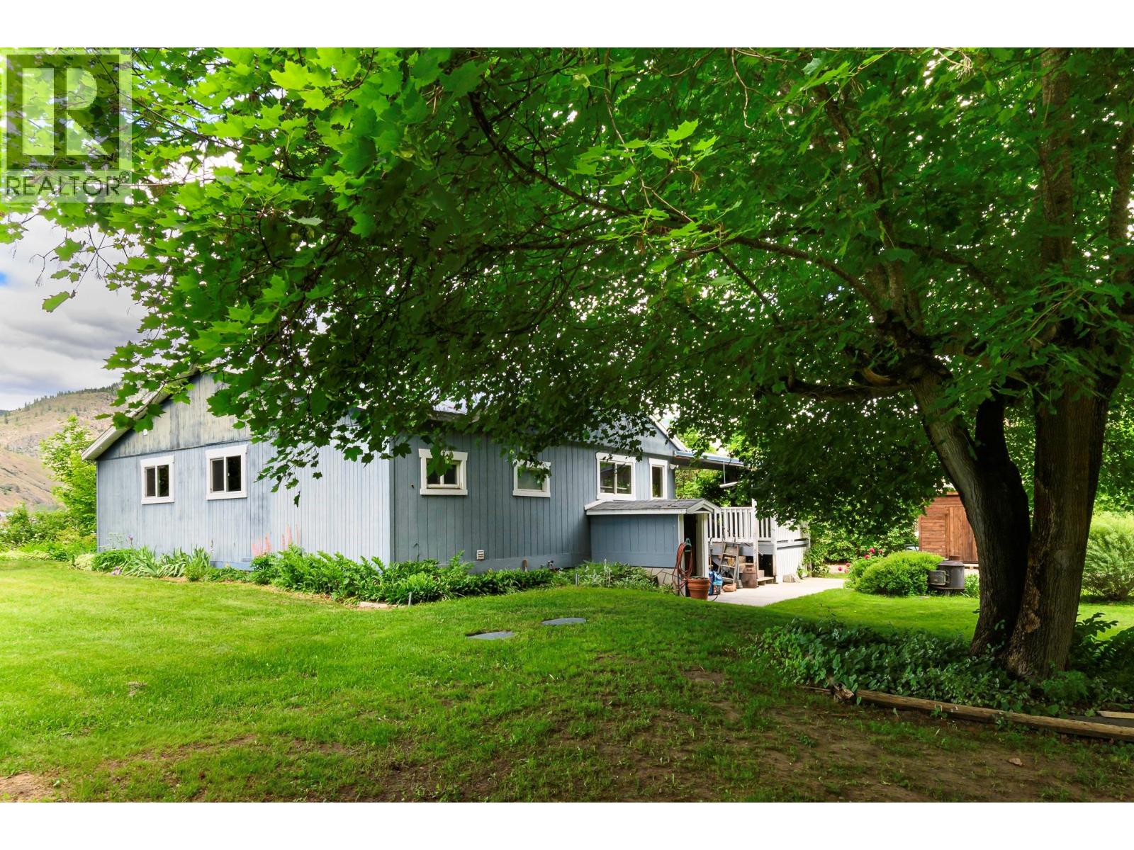 460 South Nursery Road, Grand Forks, British Columbia  V0H 1H9 - Photo 3 - 10387887