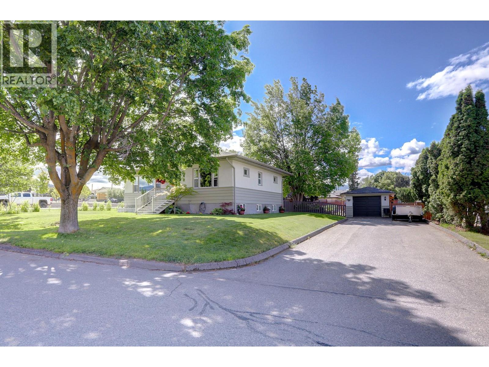 1800 30th Avenue, Vernon, British Columbia  V1T 2A5 - Photo 4 - 10388861