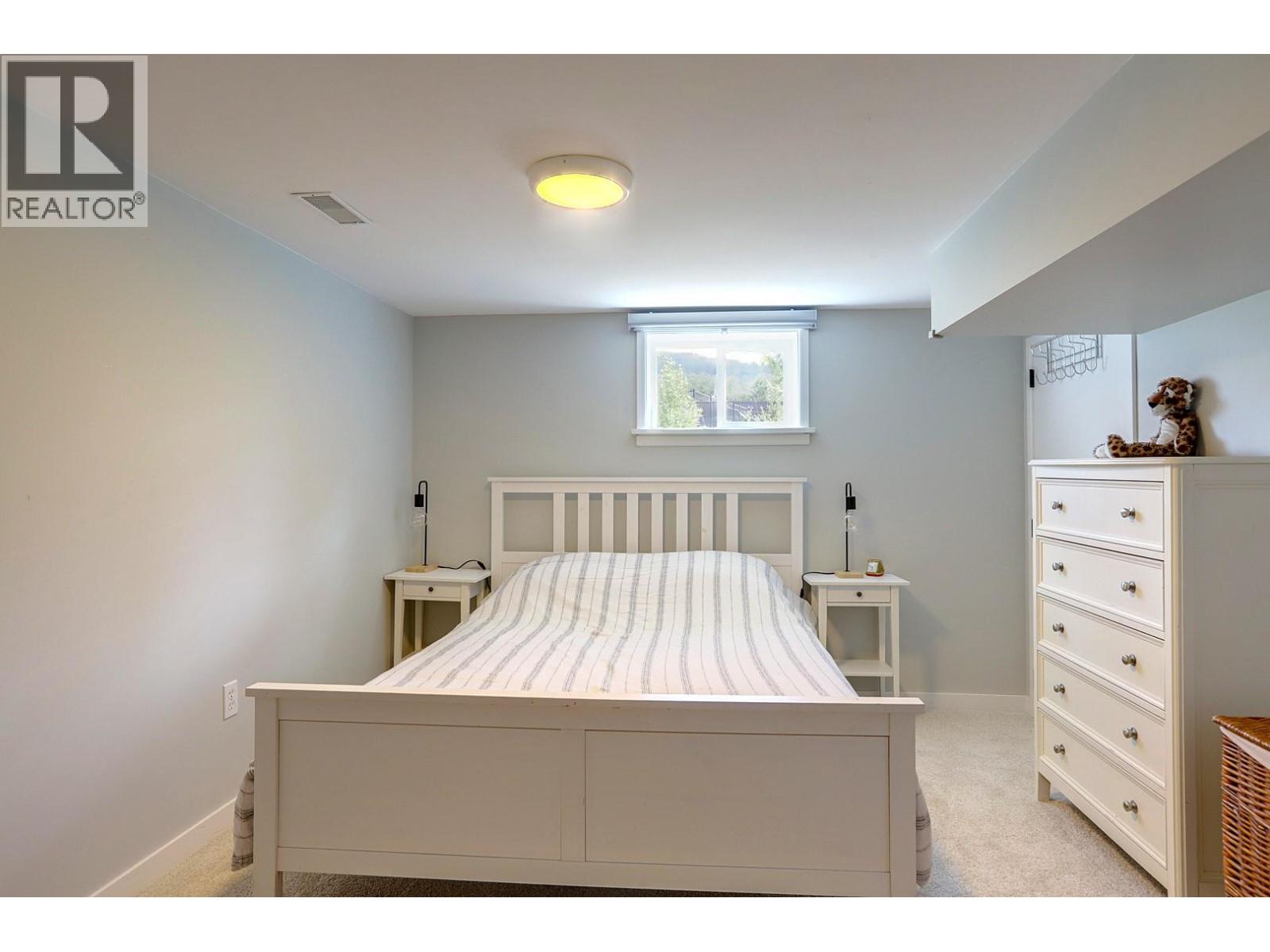 1800 30th Avenue, Vernon, British Columbia  V1T 2A5 - Photo 41 - 10388861