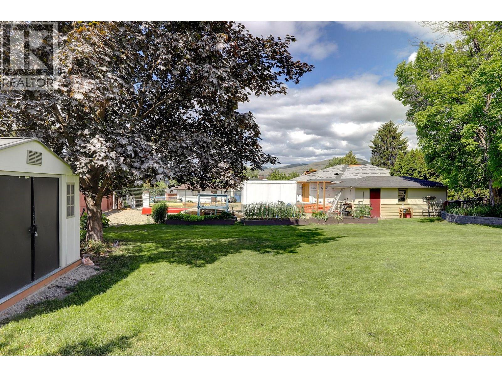 1800 30th Avenue, Vernon, British Columbia  V1T 2A5 - Photo 64 - 10388861