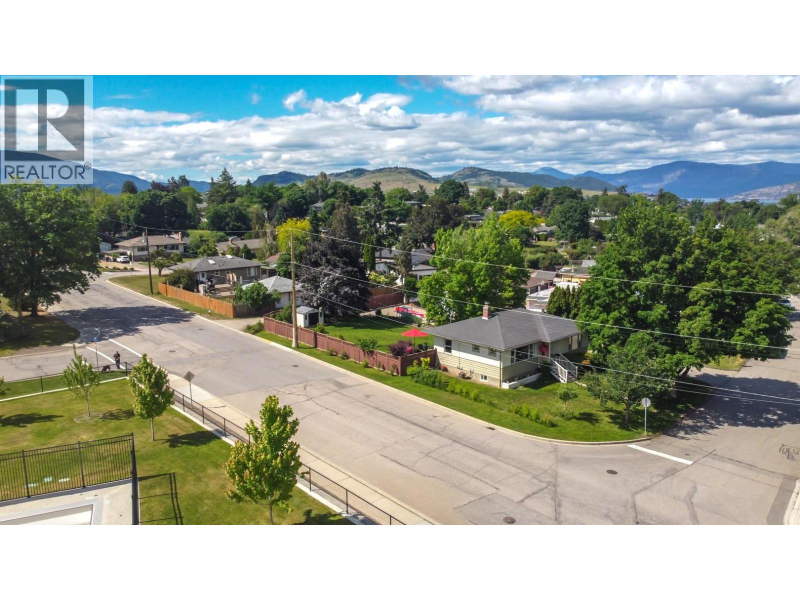1800 30th Avenue, Vernon, British Columbia  V1T 2A5 - Photo 73 - 10388861