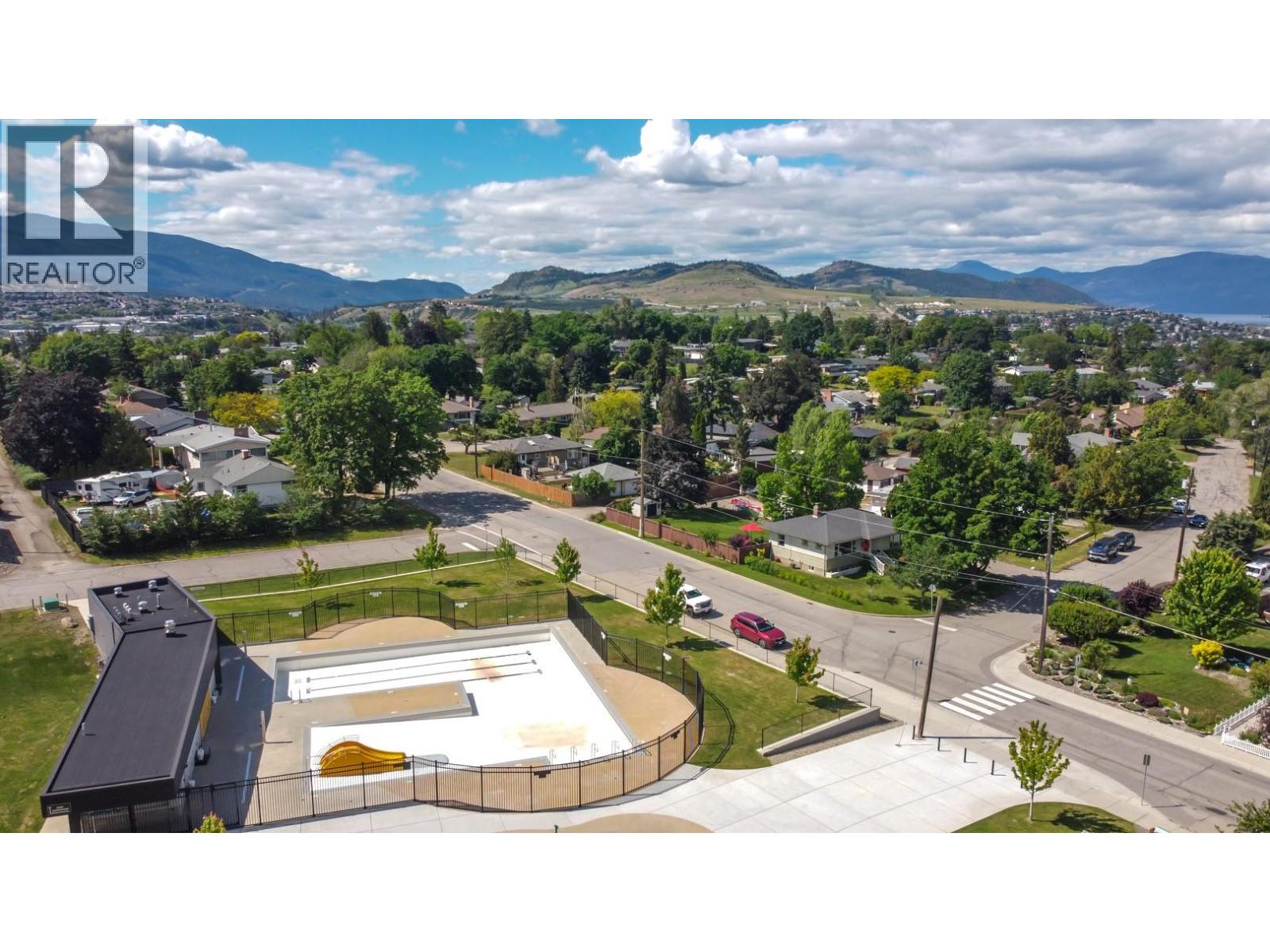 1800 30th Avenue, Vernon, British Columbia  V1T 2A5 - Photo 91 - 10388861