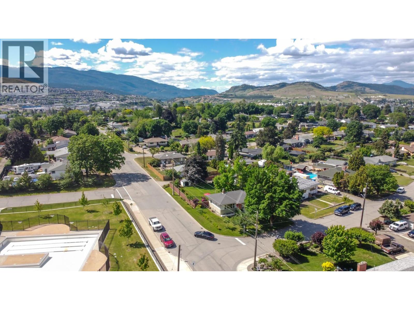 1800 30th Avenue, Vernon, British Columbia  V1T 2A5 - Photo 92 - 10388861