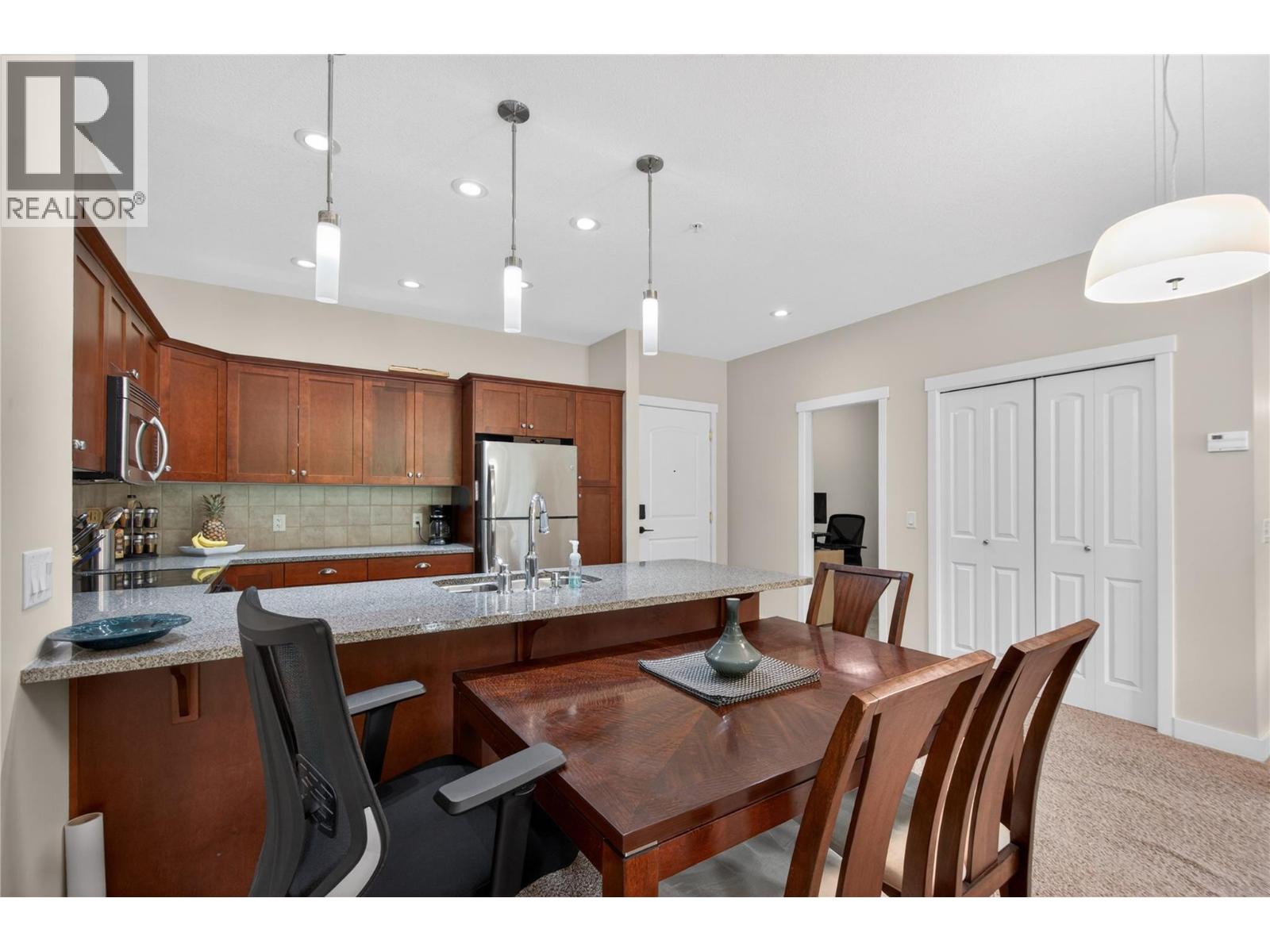 2201-2200 Upper Sundance Drive, West Kelowna, British Columbia  V4T 3E8 - Photo 6 - 10390230