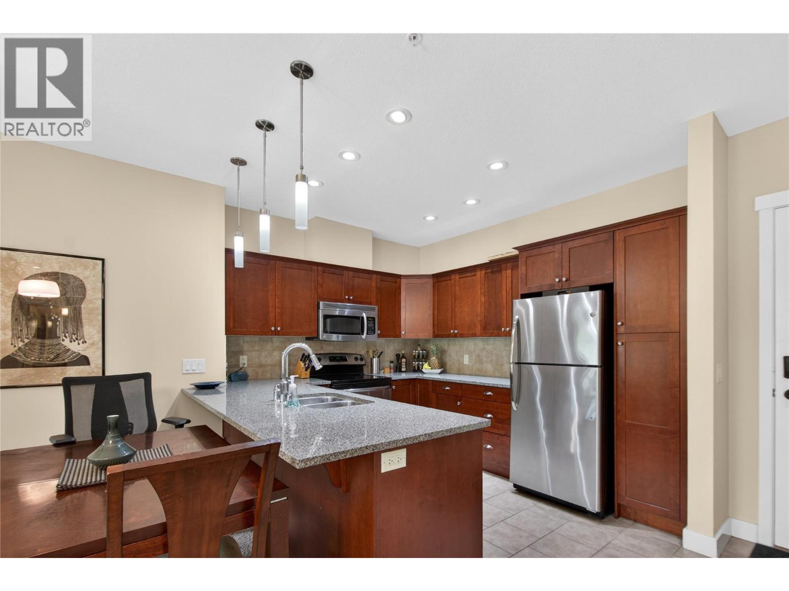 2201-2200 Upper Sundance Drive, West Kelowna, British Columbia  V4T 3E8 - Photo 8 - 10390230