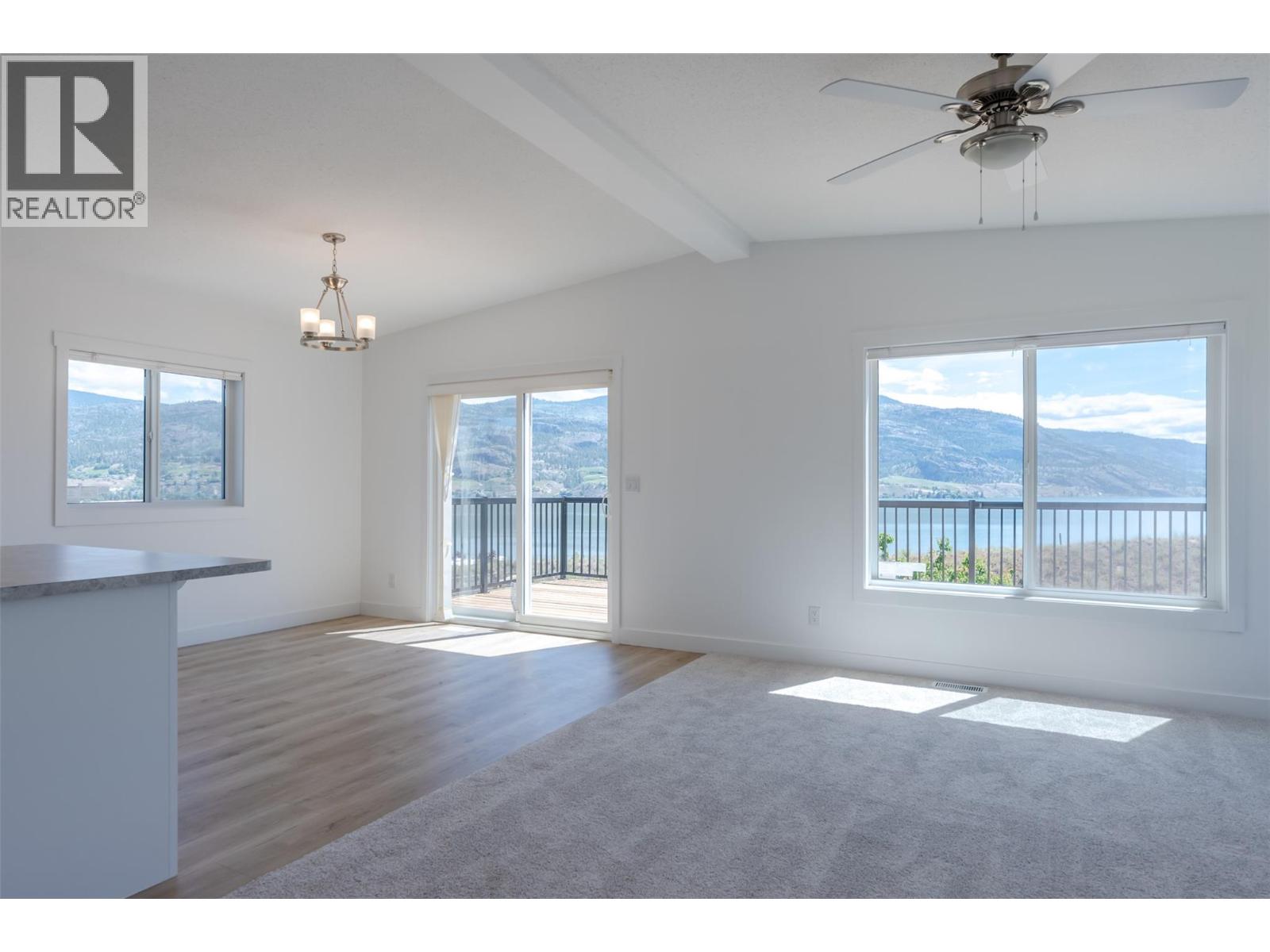 201 Highway 97 Highway Unit# 39, Penticton, British Columbia  V2A 0E4 - Photo 4 - 10389489