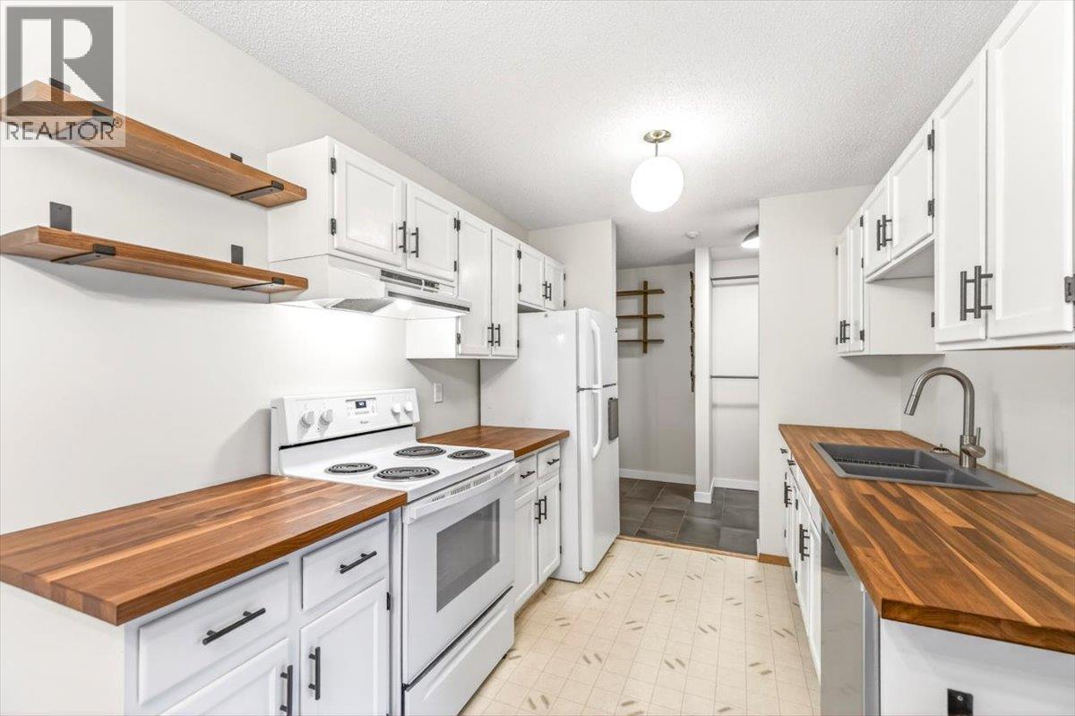 65 Cokato Road Unit# 104, Fernie, British Columbia  V0B 1M4 - Photo 5 - 10390450