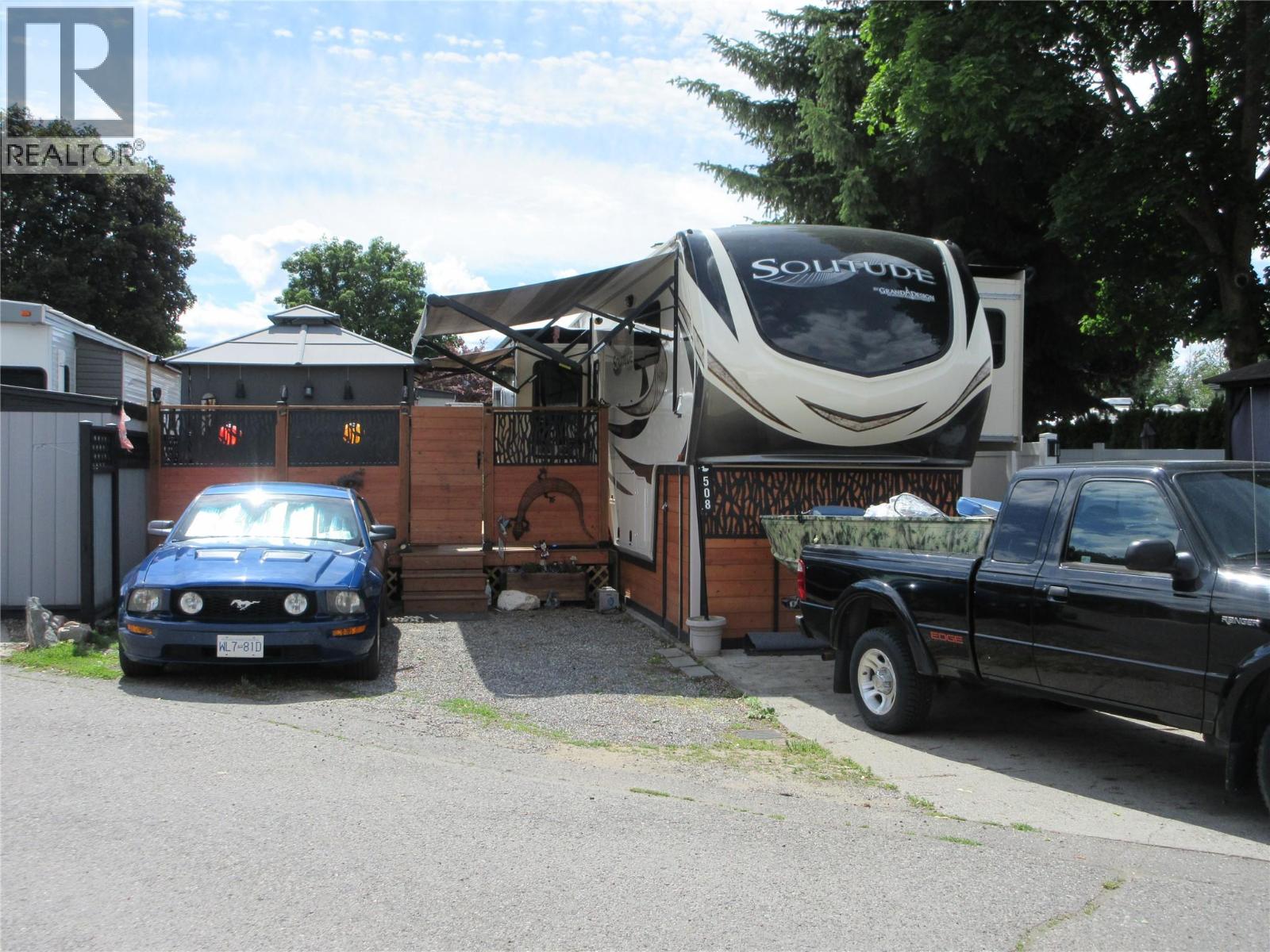 415 Commonwealth Road Unit# 508, Kelowna, British Columbia  V4V 1P4 - Photo 1 - 10390240