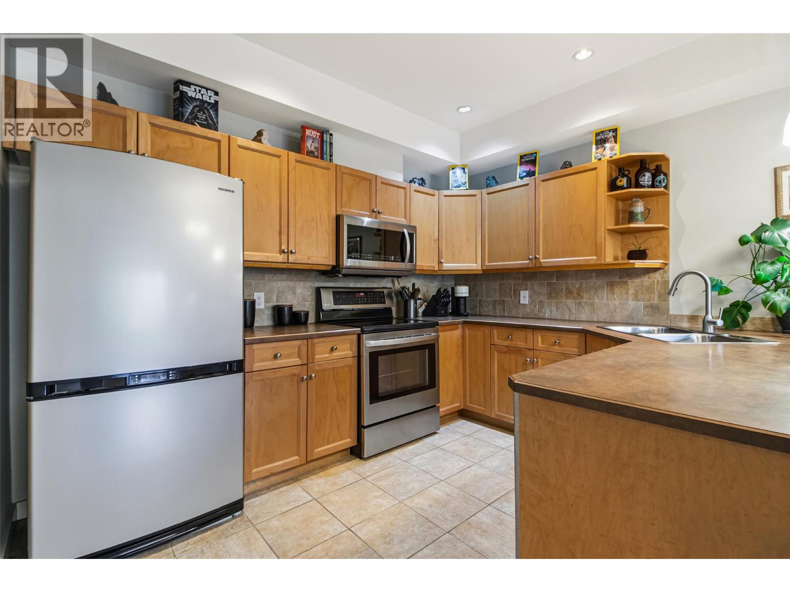 2120 Shannon Ridge Drive Unit# 110, West Kelowna, British Columbia  V4T 2Z3 - Photo 5 - 10390231