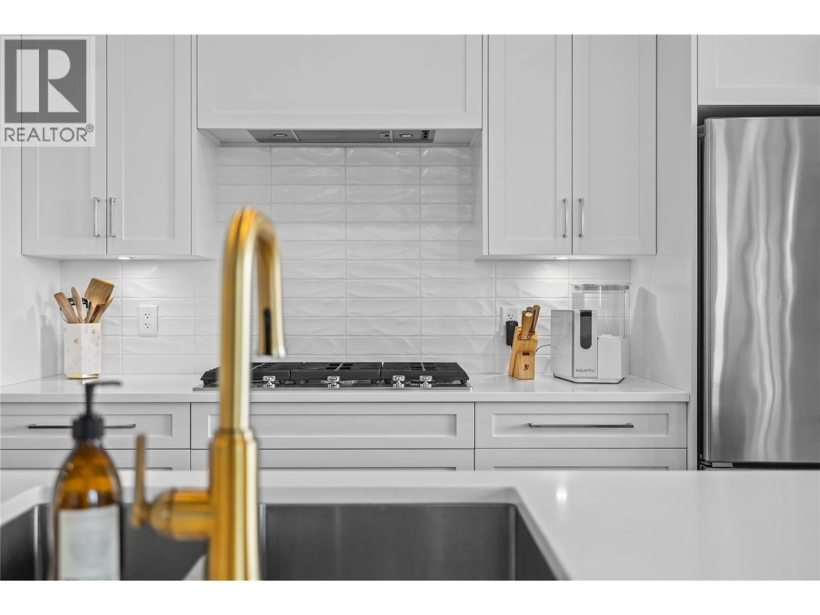 192 Summer Wood Drive, Kelowna, British Columbia  V1V 0C9 - Photo 9 - 10389868
