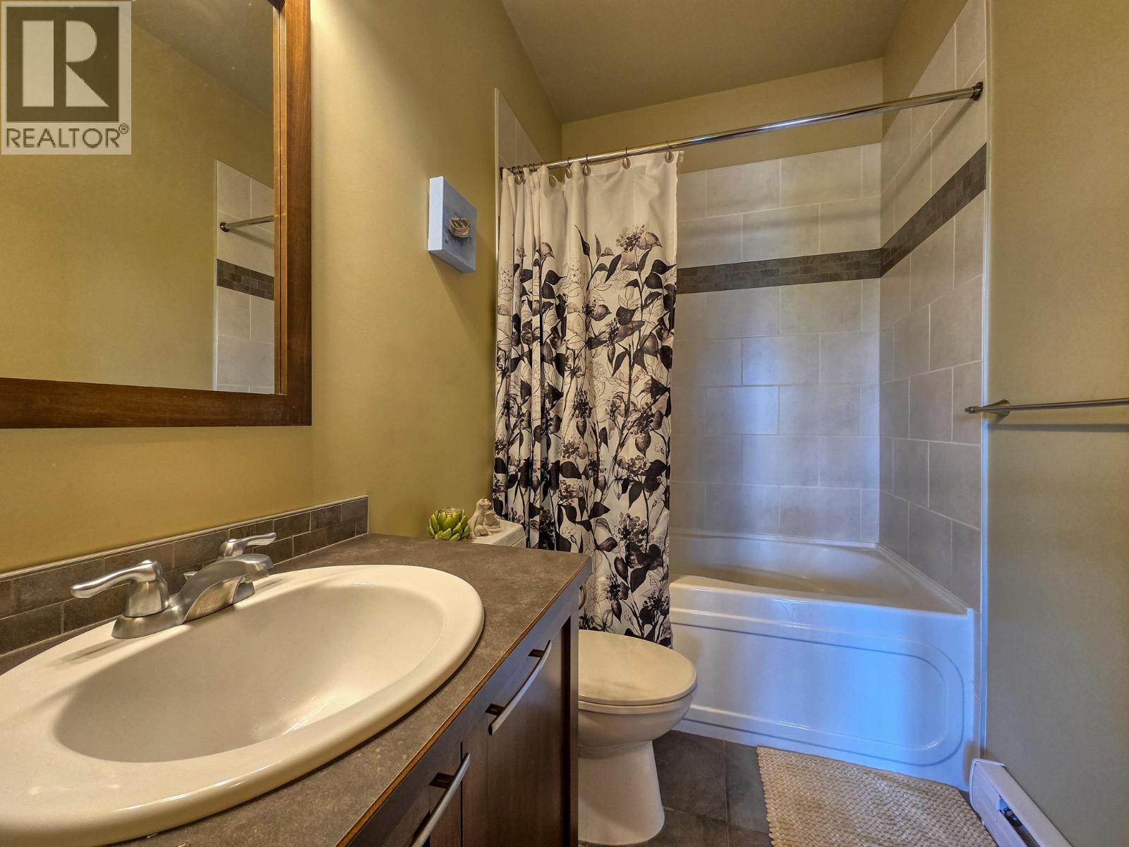 905 7th Avenue Unit# 201, Invermere, British Columbia  V0A 1K0 - Photo 18 - 10389746