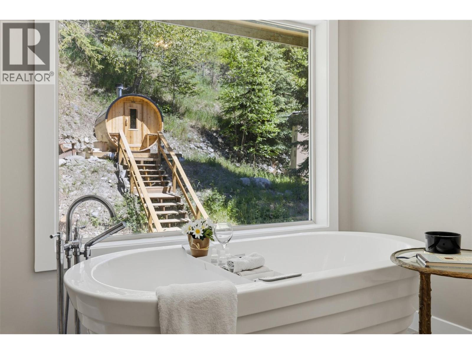 7384 Cahilty Crescent, Kamloops, British Columbia  V0E 5N0 - Photo 41 - 10390371