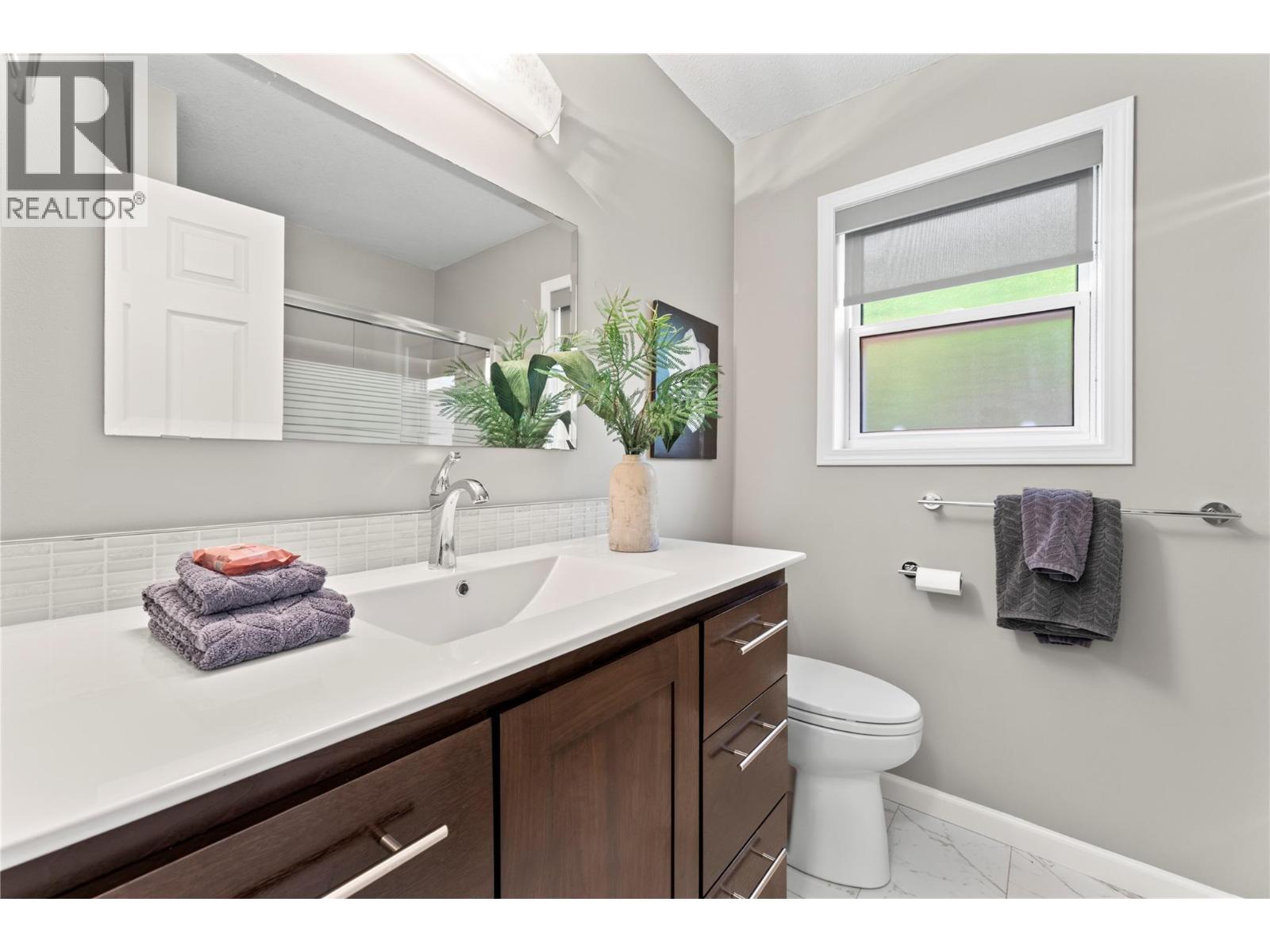 2934 Juniper Crescent, Sorrento, British Columbia  V0E 2W2 - Photo 39 - 10389877