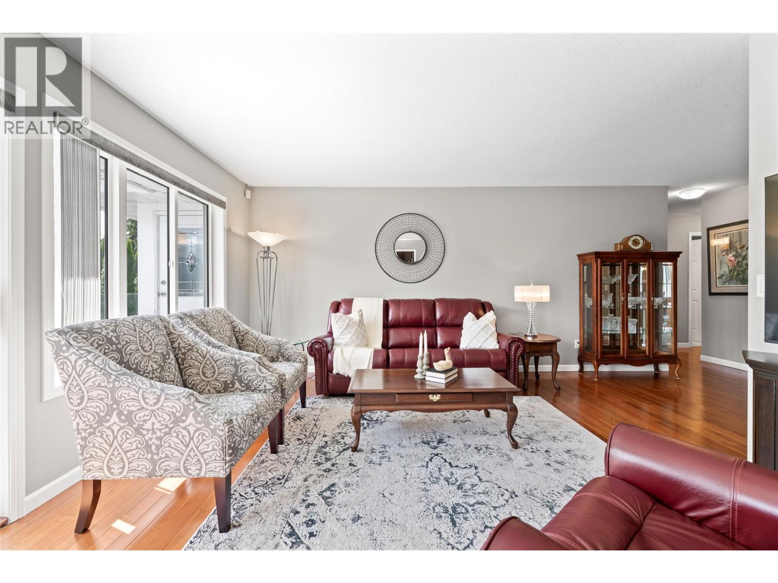 2934 Juniper Crescent, Sorrento, British Columbia  V0E 2W2 - Photo 9 - 10389877