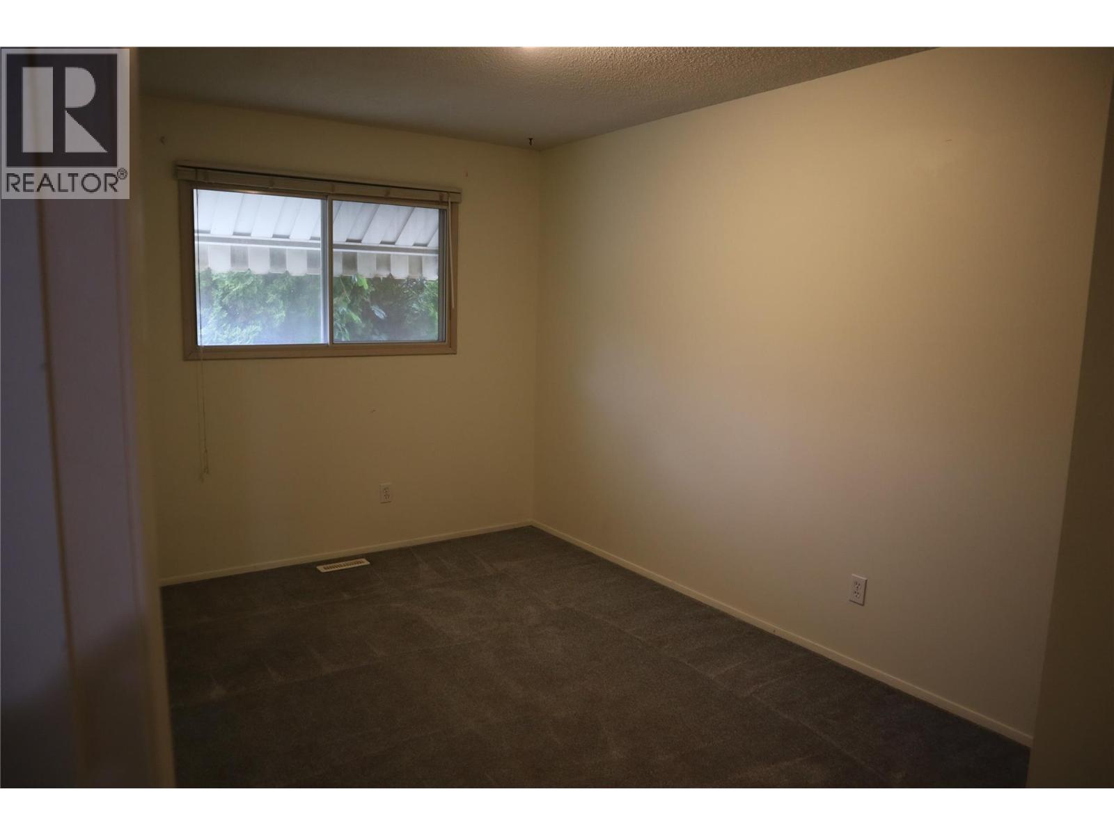 1371 Ottawa Place, Kamloops, British Columbia  V2B 7W4 - Photo 11 - 10389965