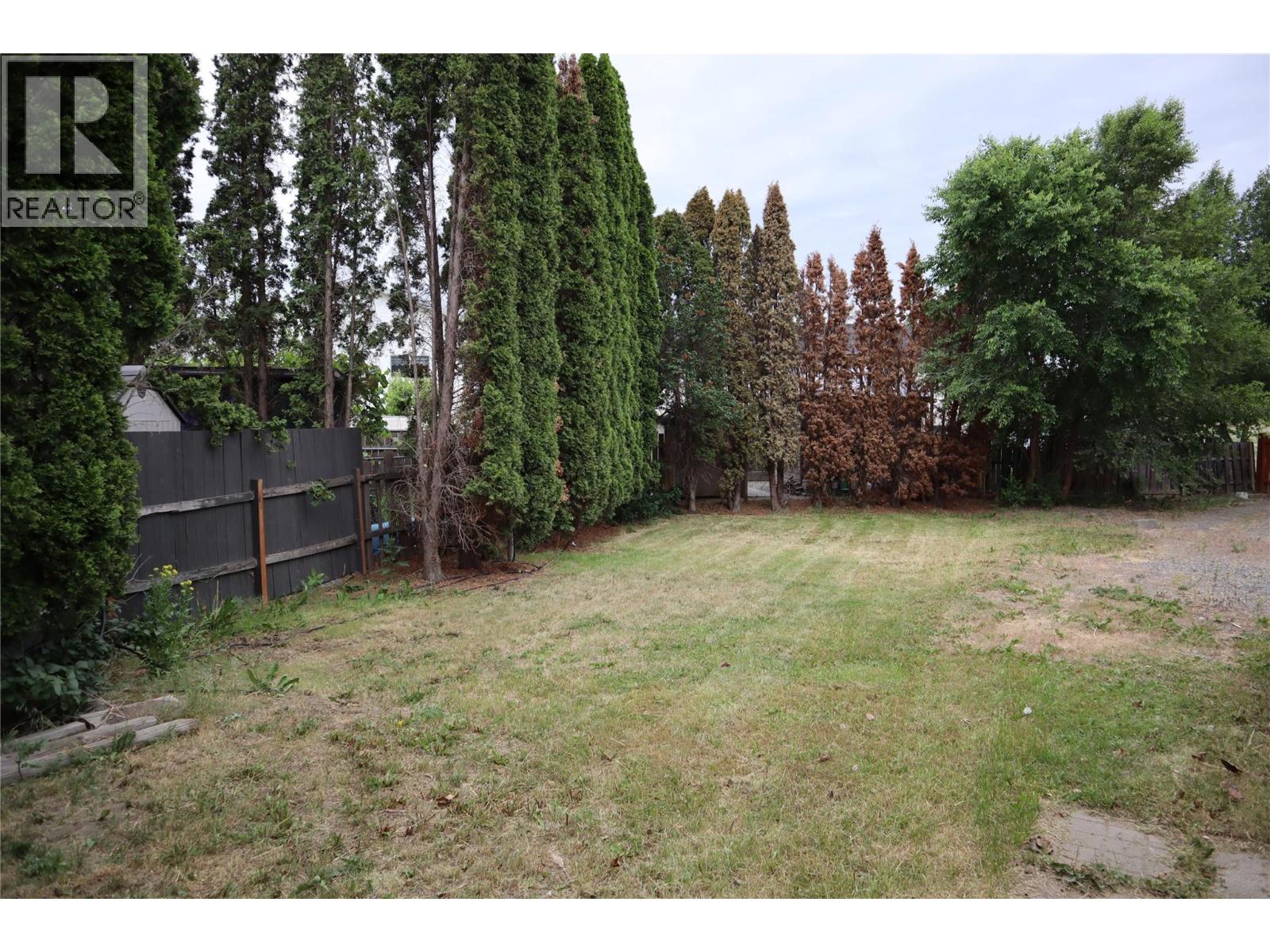 1371 Ottawa Place, Kamloops, British Columbia  V2B 7W4 - Photo 28 - 10389965