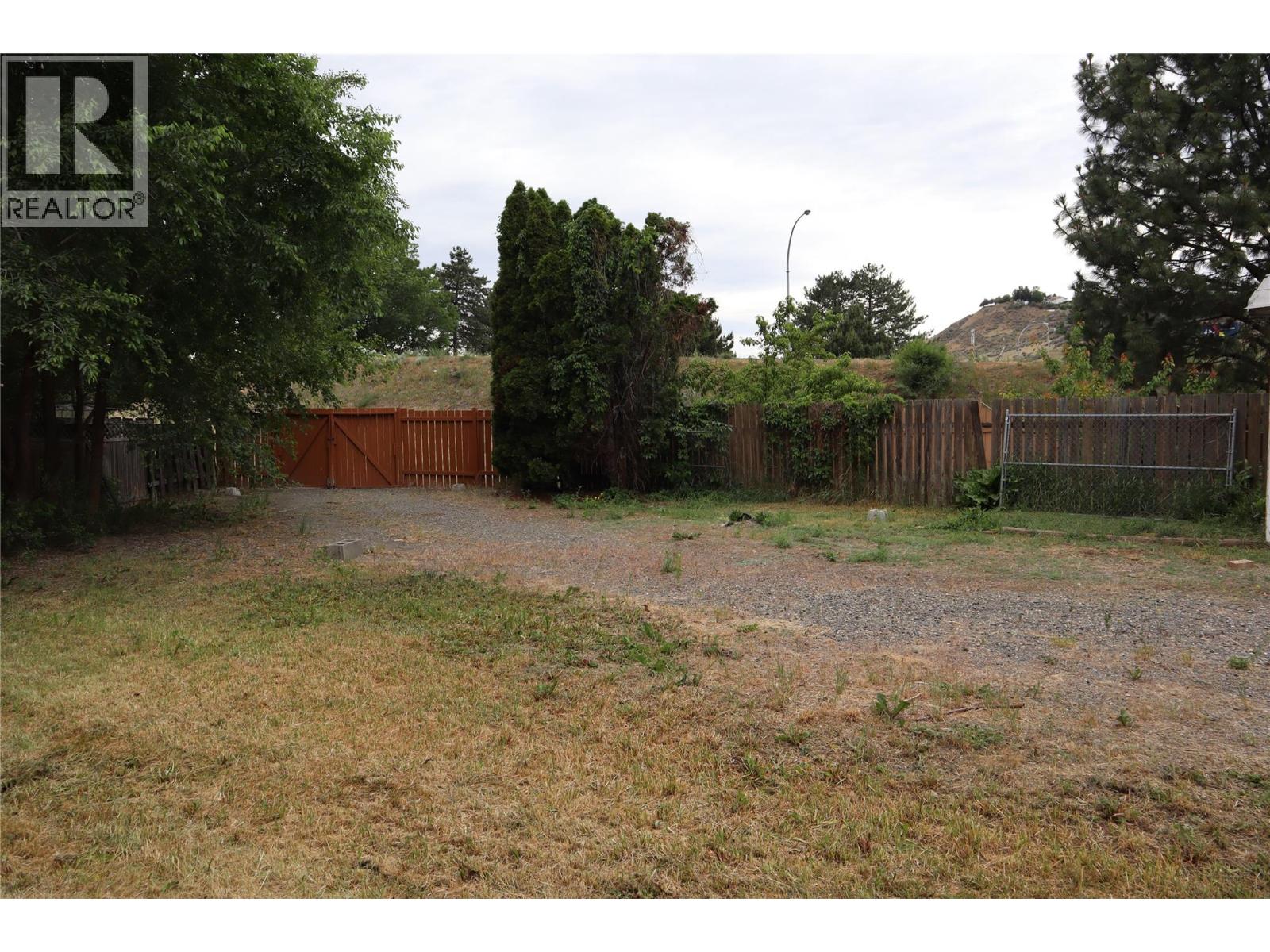 1371 Ottawa Place, Kamloops, British Columbia  V2B 7W4 - Photo 29 - 10389965