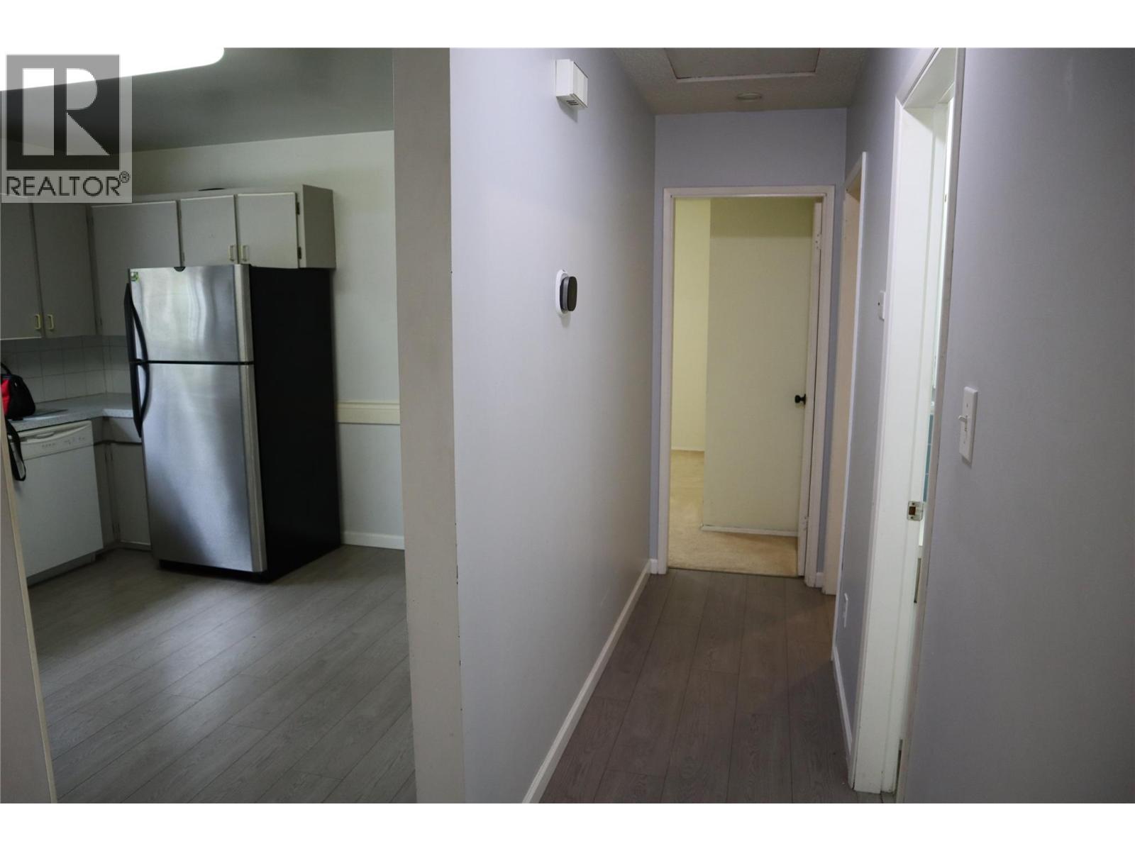 1371 Ottawa Place, Kamloops, British Columbia  V2B 7W4 - Photo 5 - 10389965