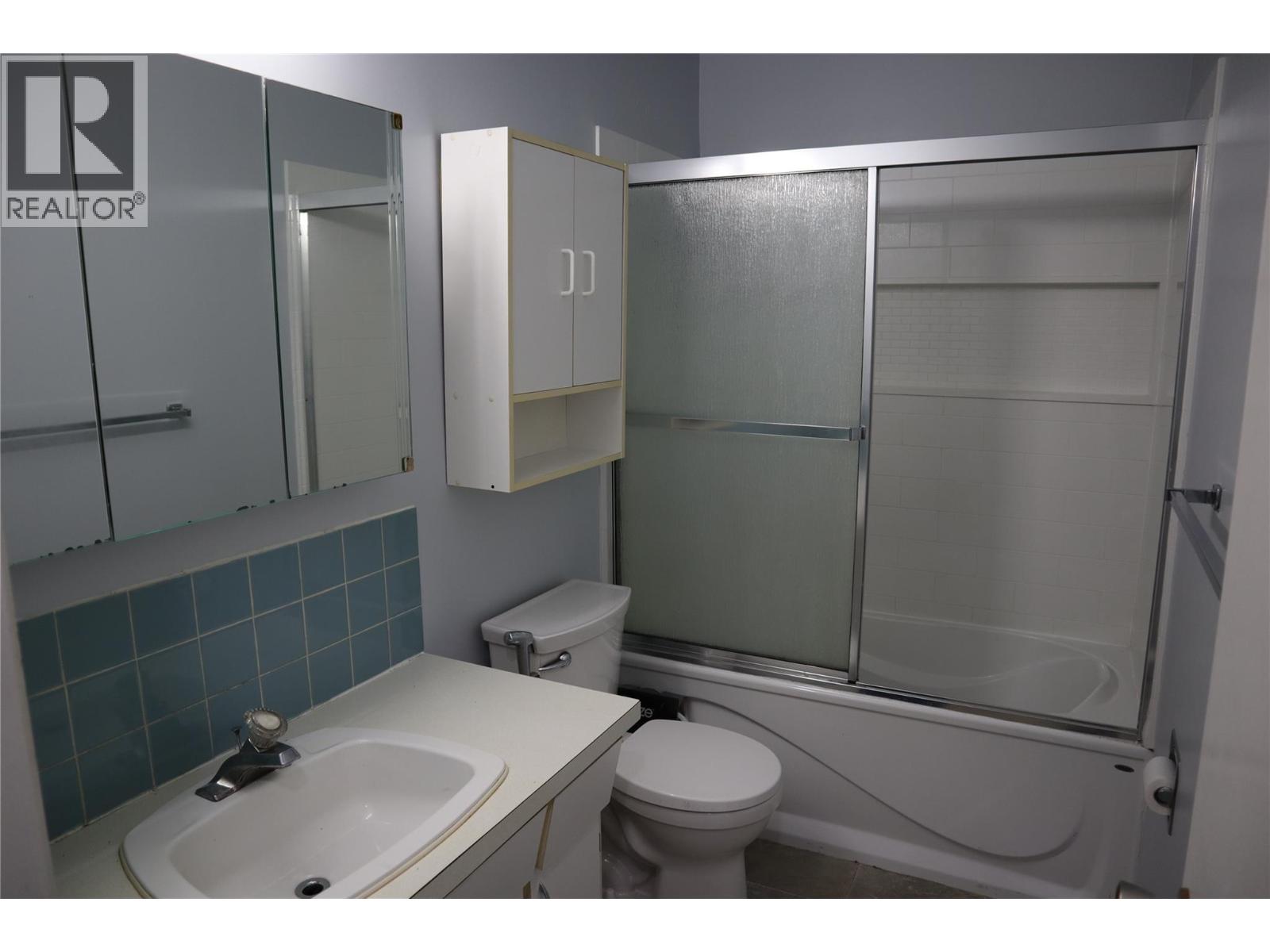 1371 Ottawa Place, Kamloops, British Columbia  V2B 7W4 - Photo 6 - 10389965