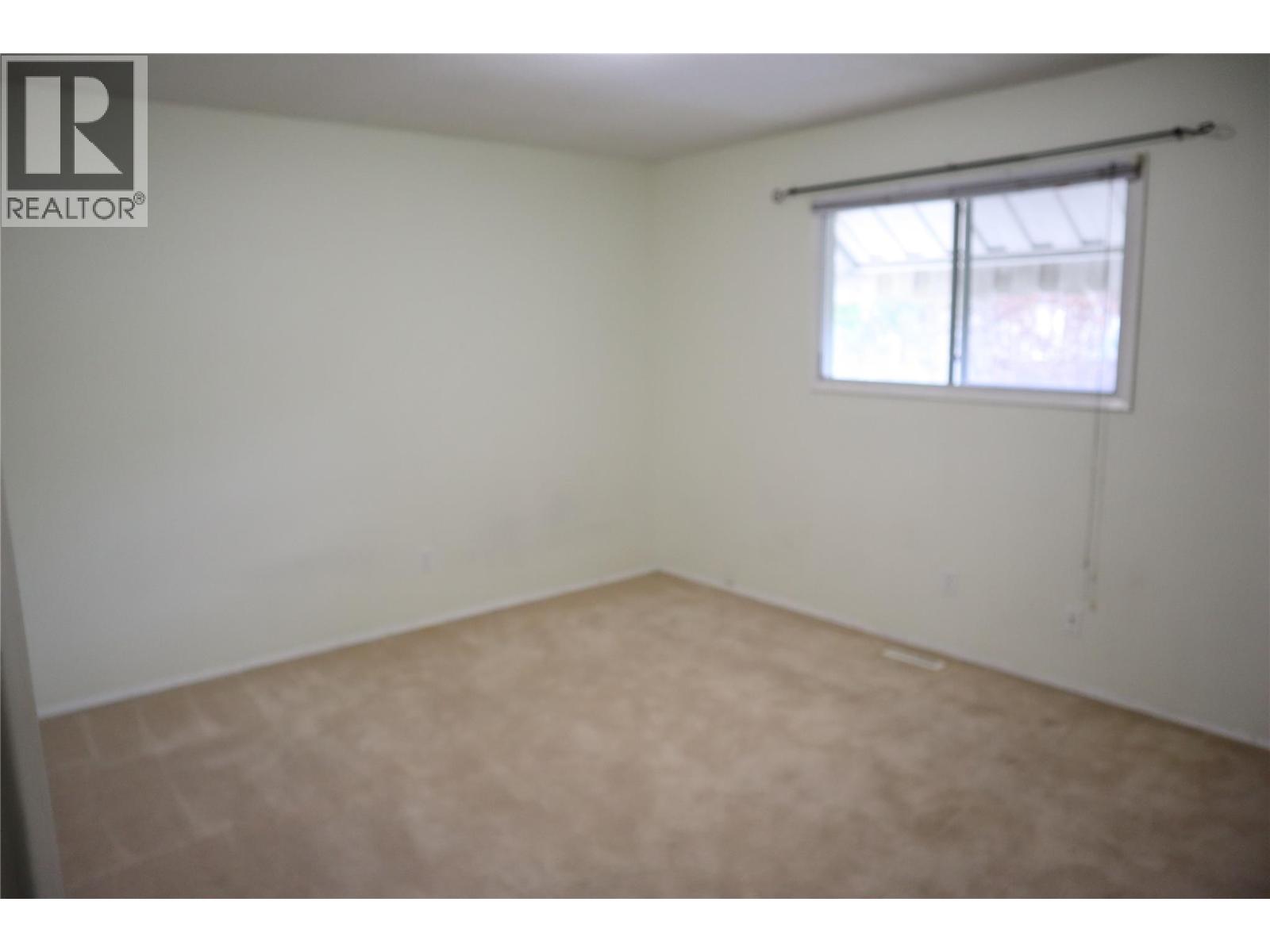 1371 Ottawa Place, Kamloops, British Columbia  V2B 7W4 - Photo 9 - 10389965