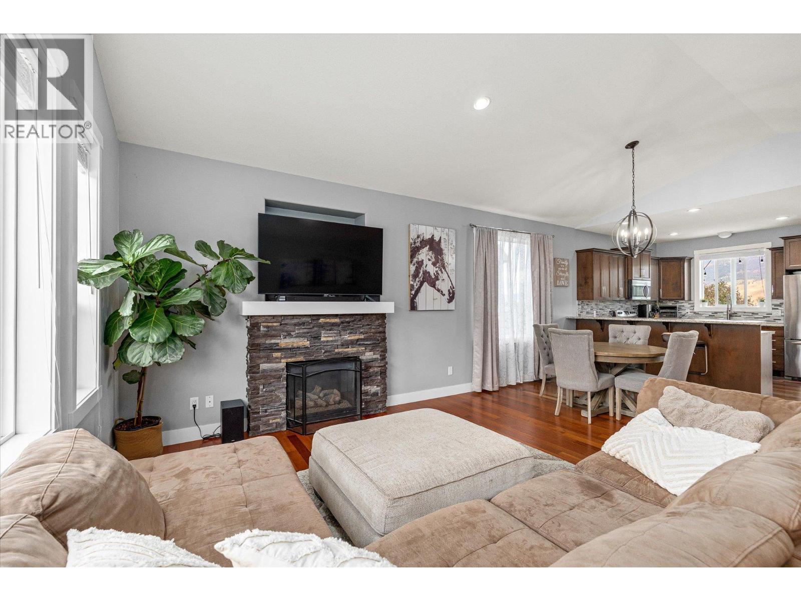 9741 Crimson Road, Lake Country, British Columbia  V4V 2S1 - Photo 5 - 10389112