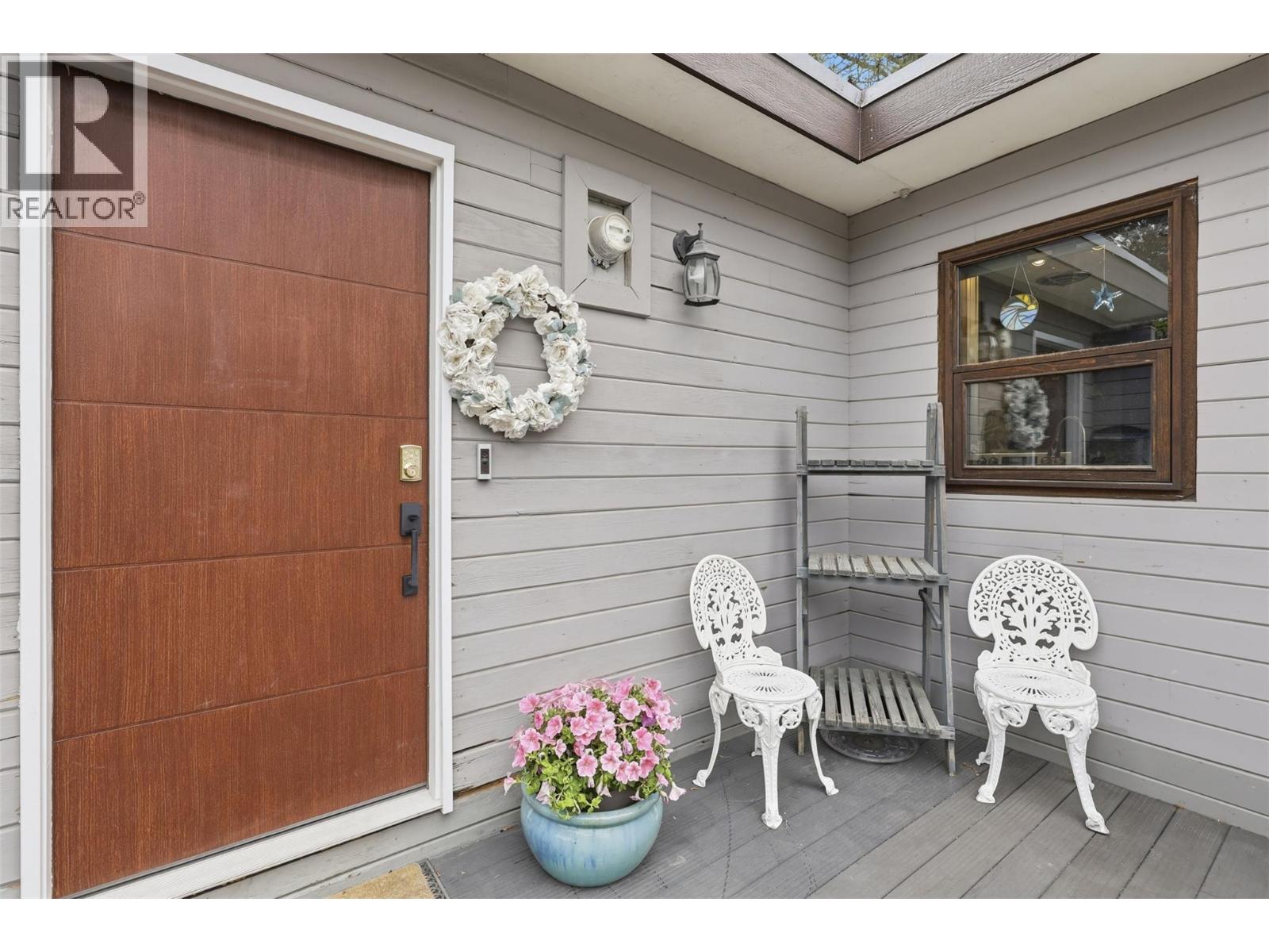 963 Gleneagles Drive, Kamloops, British Columbia  V2E 1K4 - Photo 3 - 10388889