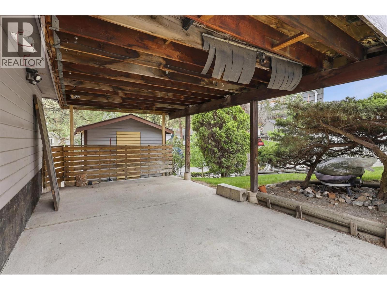 963 Gleneagles Drive, Kamloops, British Columbia  V2E 1K4 - Photo 45 - 10388889