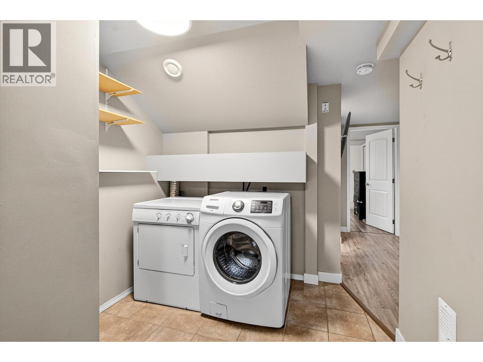 300 Langford Road, Kelowna, British Columbia  V1X 2T8 - Photo 29 - 10390454