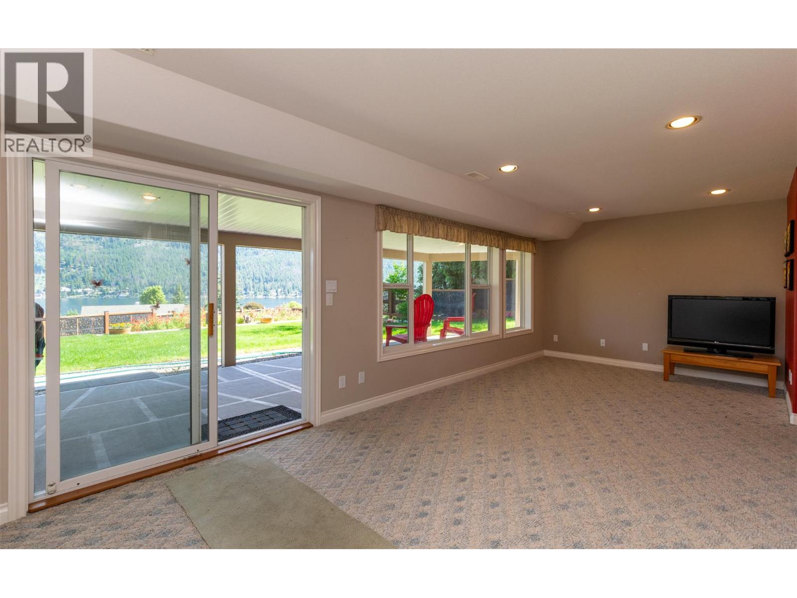 2459 Marine Place, Blind Bay, British Columbia  V0E 1H1 - Photo 40 - 10390346