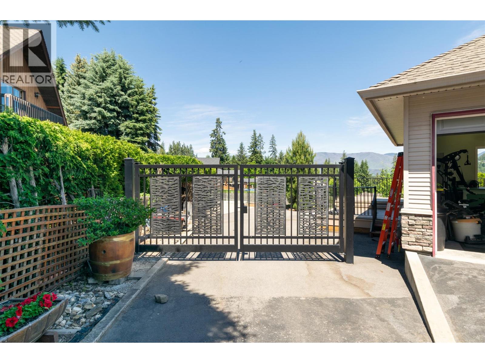 2459 Marine Place, Blind Bay, British Columbia  V0E 1H1 - Photo 60 - 10390346