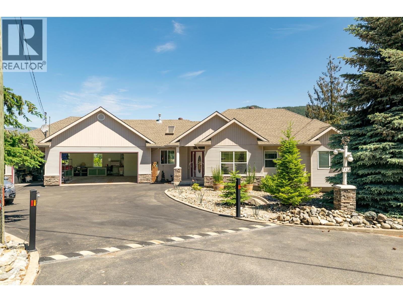 2459 Marine Place, Blind Bay, British Columbia  V0E 1H1 - Photo 80 - 10390346