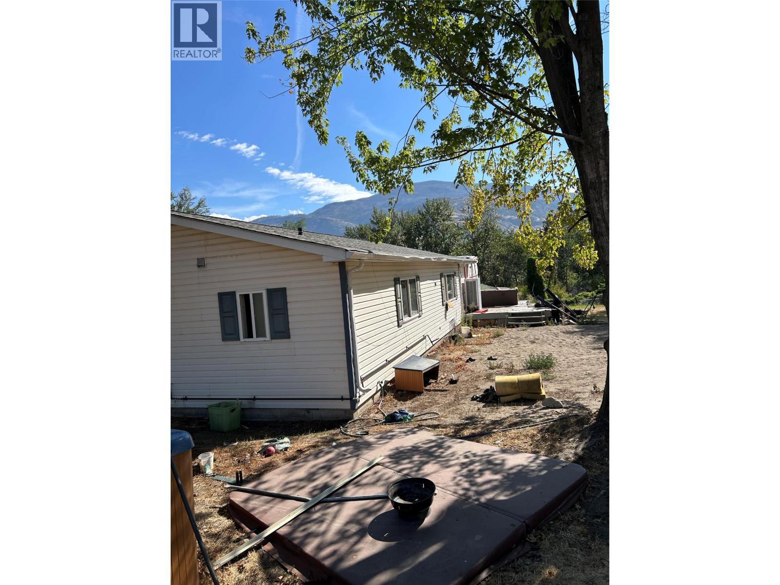 7561 Highway 97, Oliver, British Columbia  V0H 1T5 - Photo 5 - 10390325