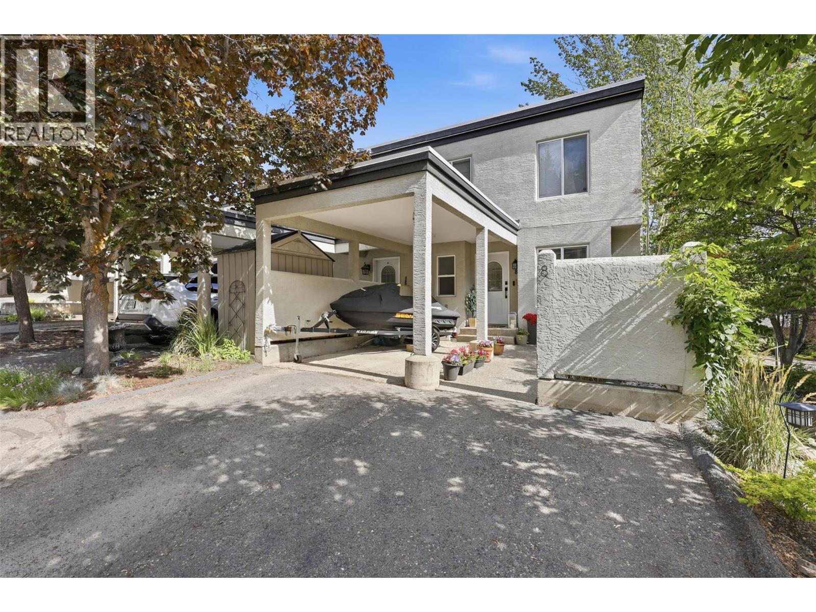 411 Aberdeen Drive Unit# 8, Kamloops, British Columbia  V1S 1X2 - Photo 1 - 10389816
