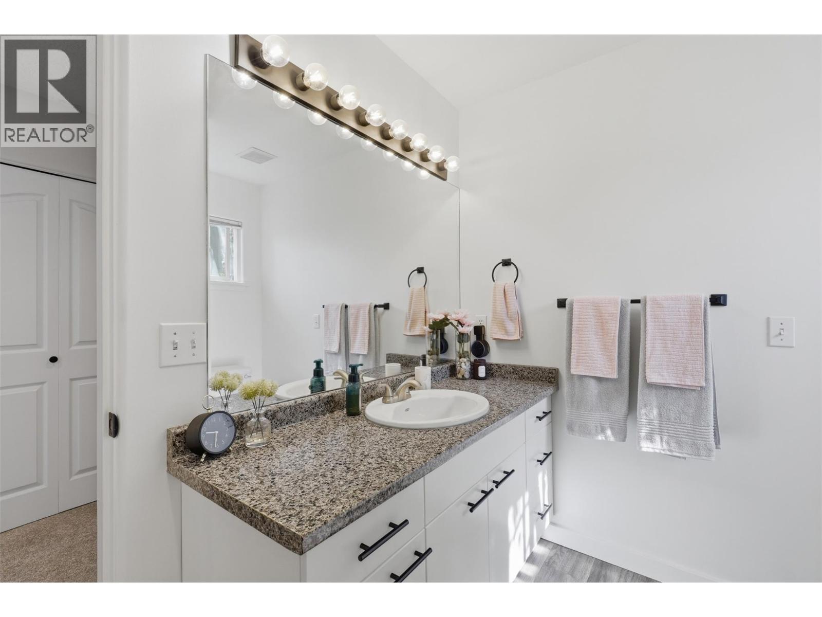 411 Aberdeen Drive Unit# 8, Kamloops, British Columbia  V1S 1X2 - Photo 29 - 10389816