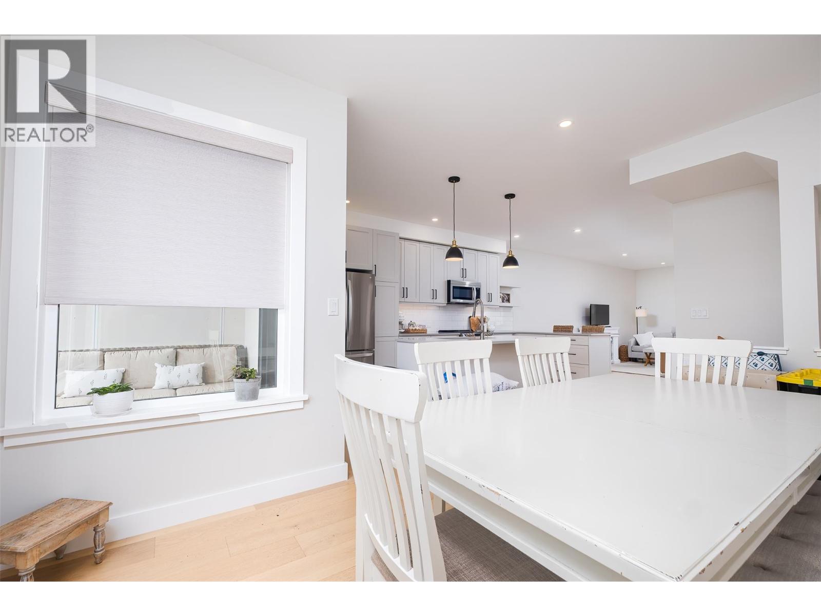 2452 Washington Street Unit# 4, Rossland, British Columbia  V0G 1Y0 - Photo 16 - 10389747