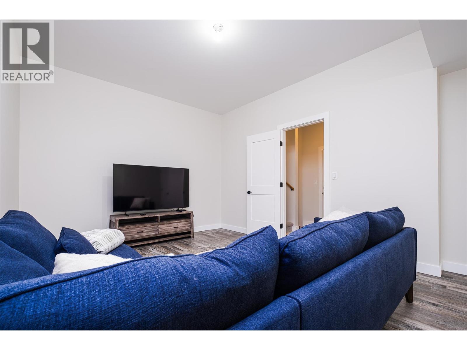 2452 Washington Street Unit# 4, Rossland, British Columbia  V0G 1Y0 - Photo 32 - 10389747